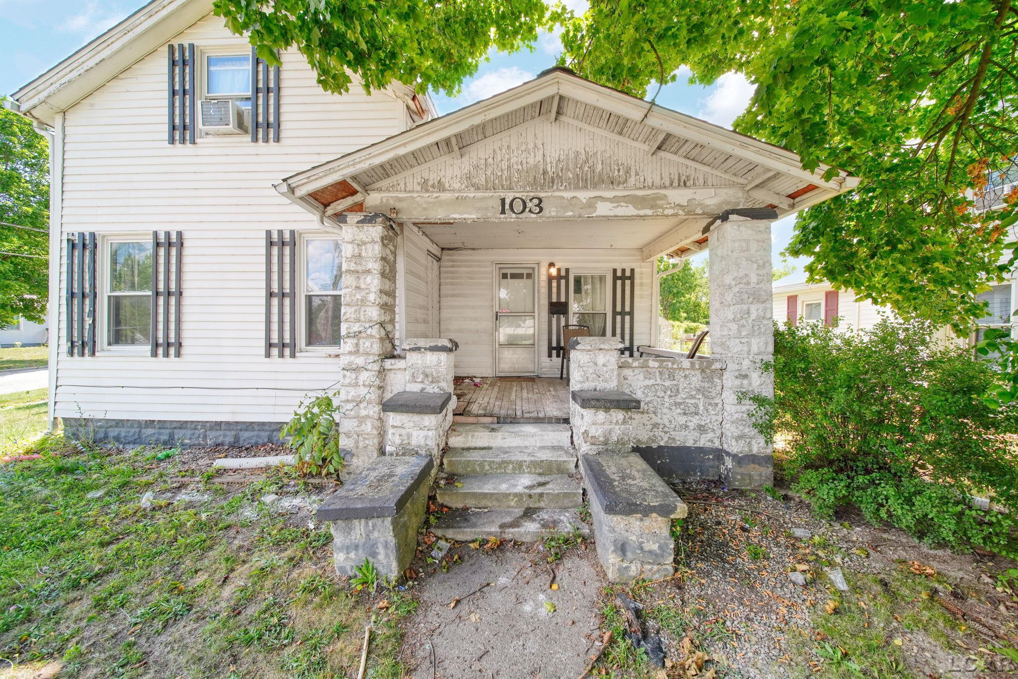 103 W Summit Street