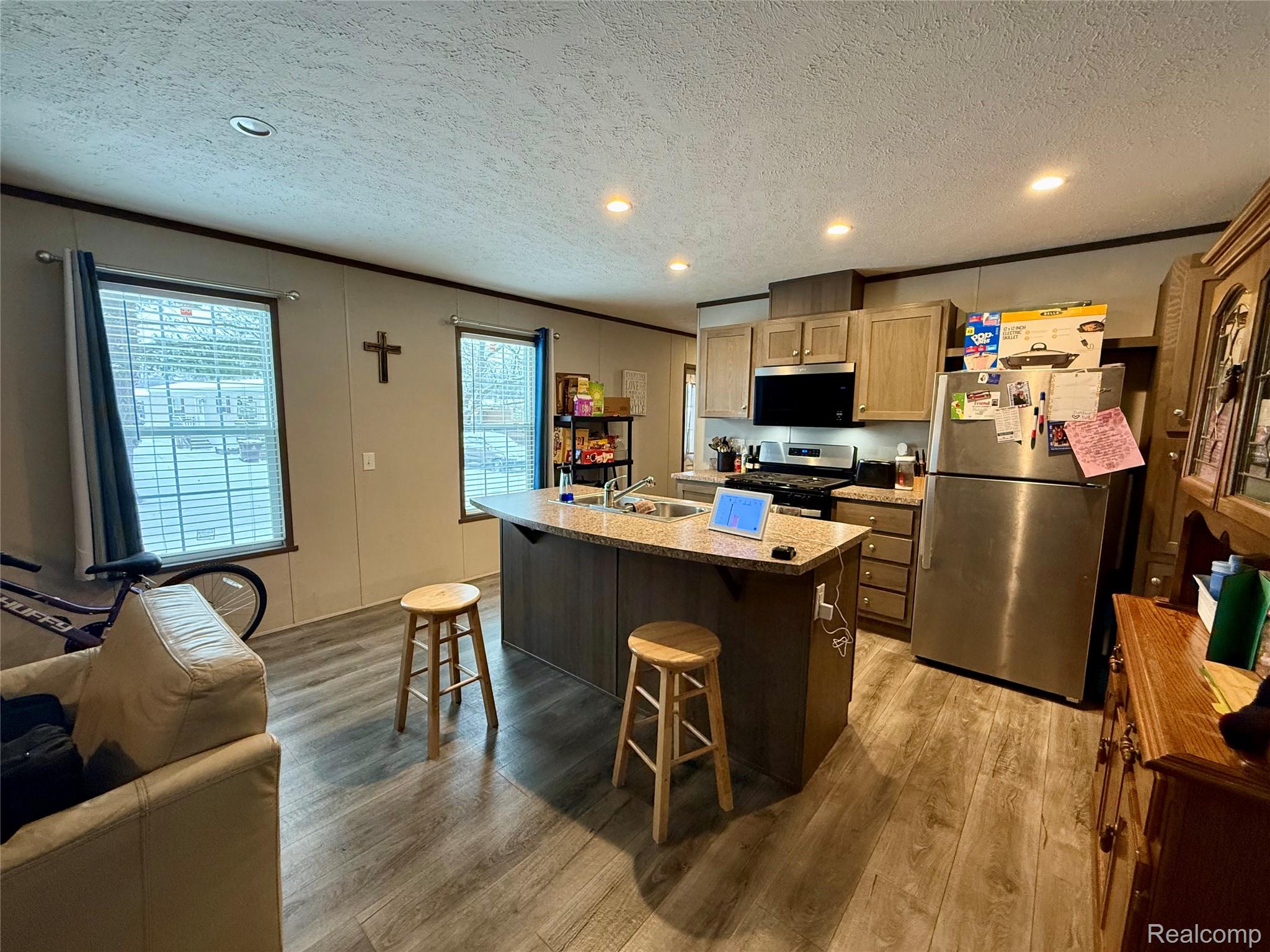 2700 Eaton Rapids Road #193