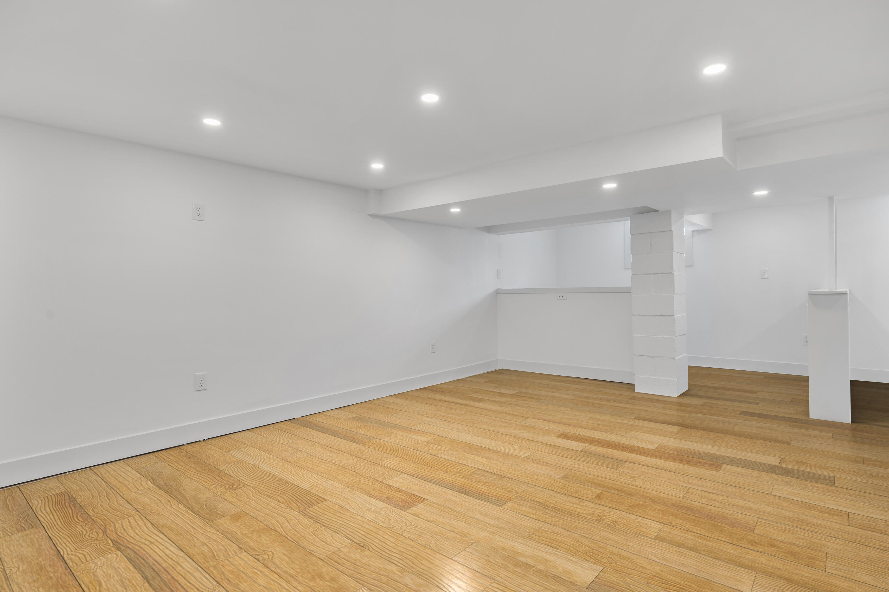 NewBuffaloCity_Berrien, Michigan 49117, United States, 4 Bedrooms Bedrooms, ,3 BathroomsBathrooms,Residential,Active,98428