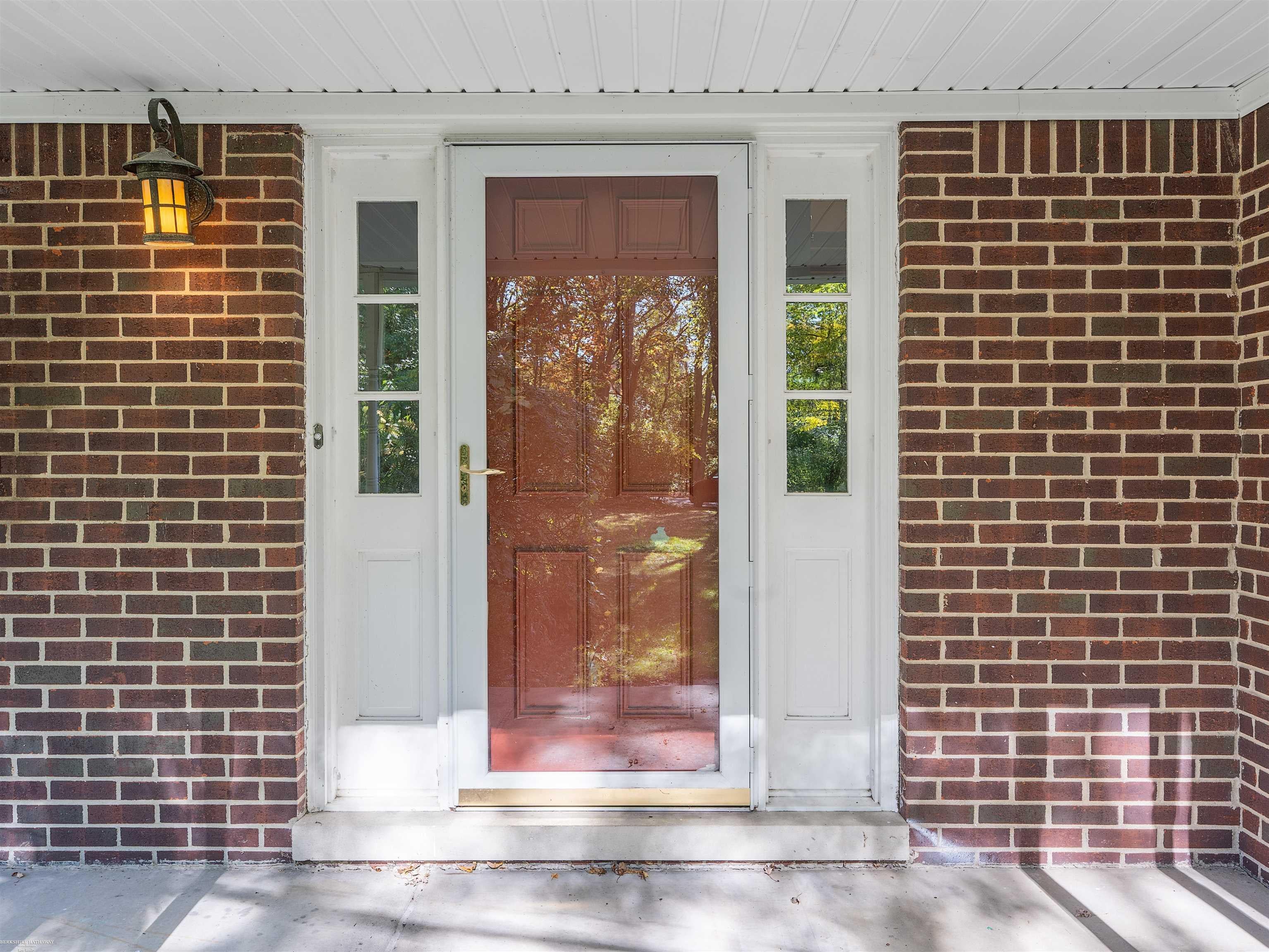 543 E Gunn Road