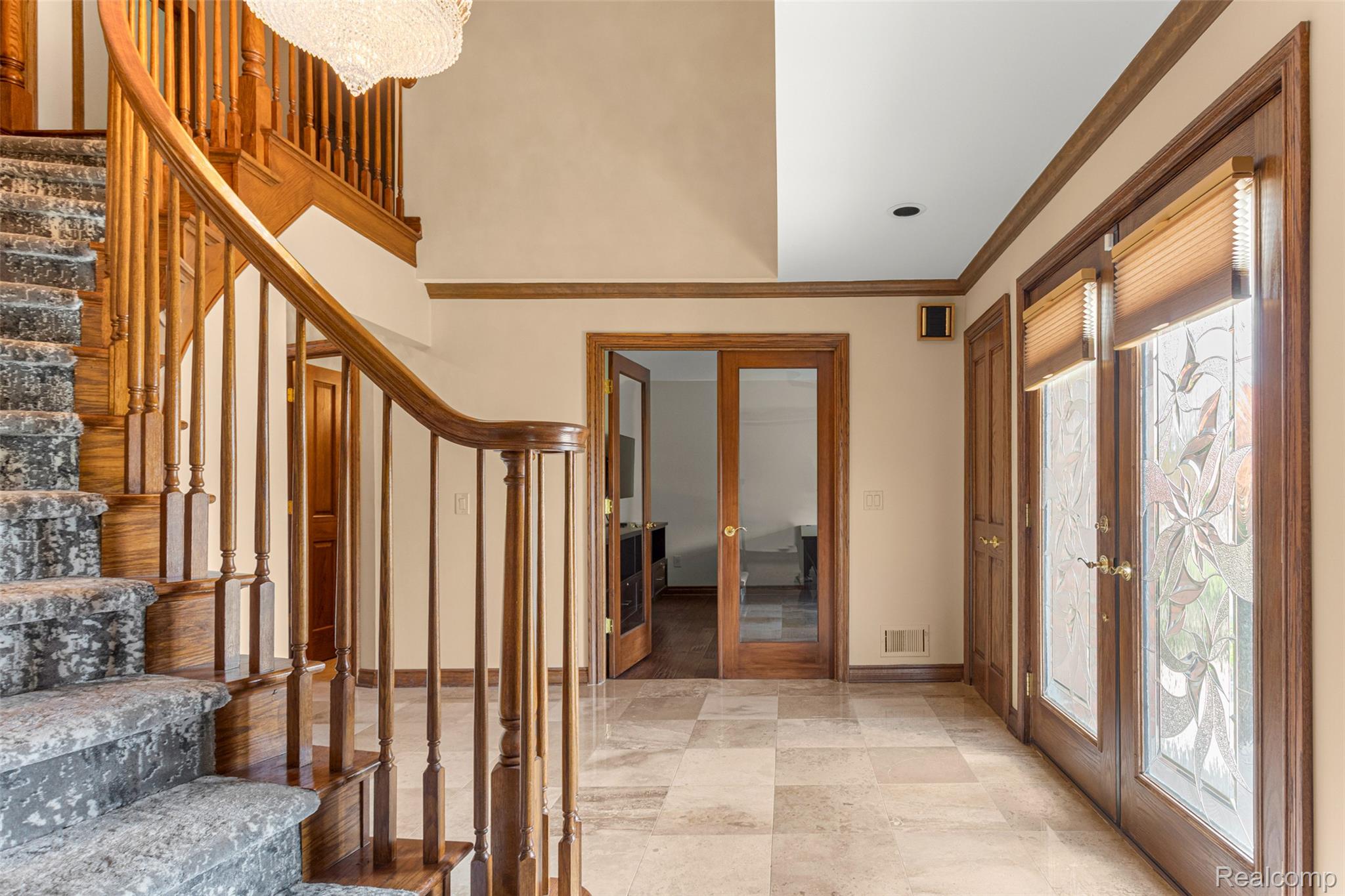 48367 Lake Valley Drive