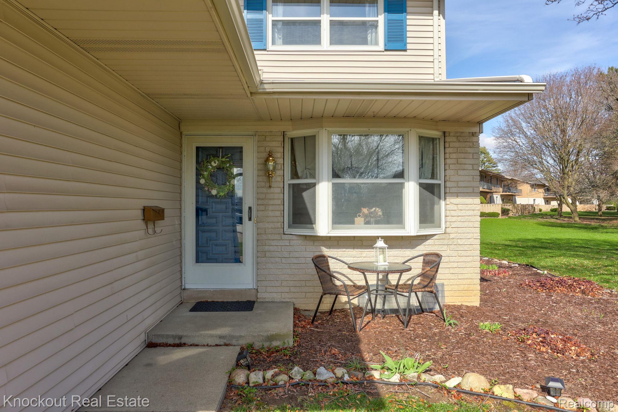 239 Churchgrove Road
