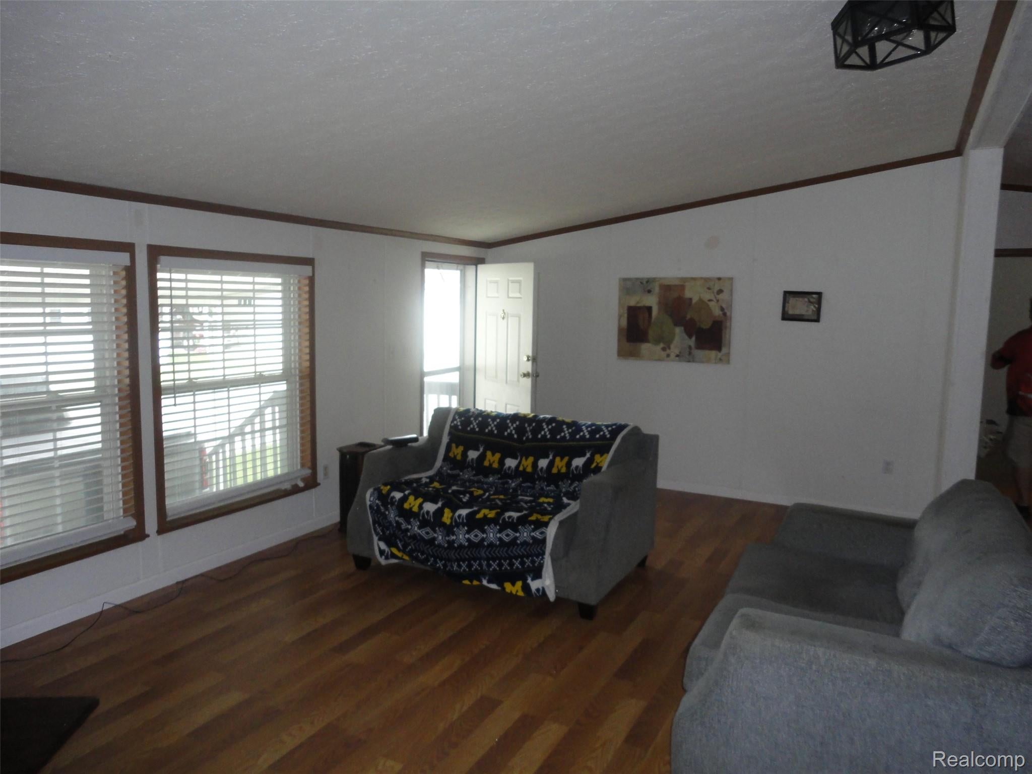 25182 Frontier Circle