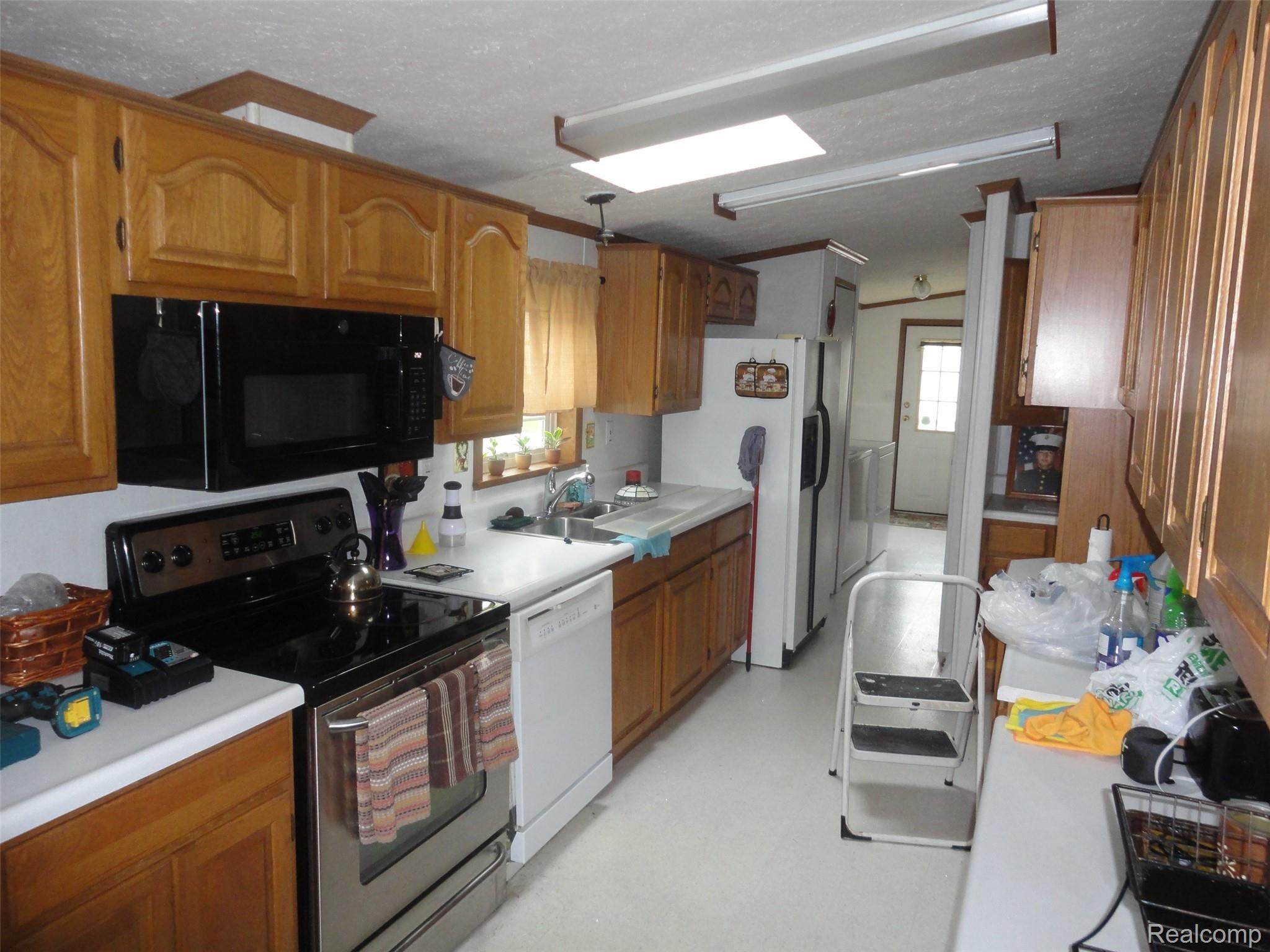 25182 Frontier Circle