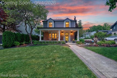 Photo of 810 Harmon Street, Birmingham City, MI 48009 (MLS # 20261040340)