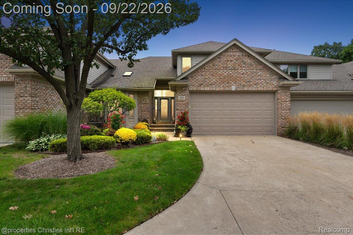 980 Sunset Drive