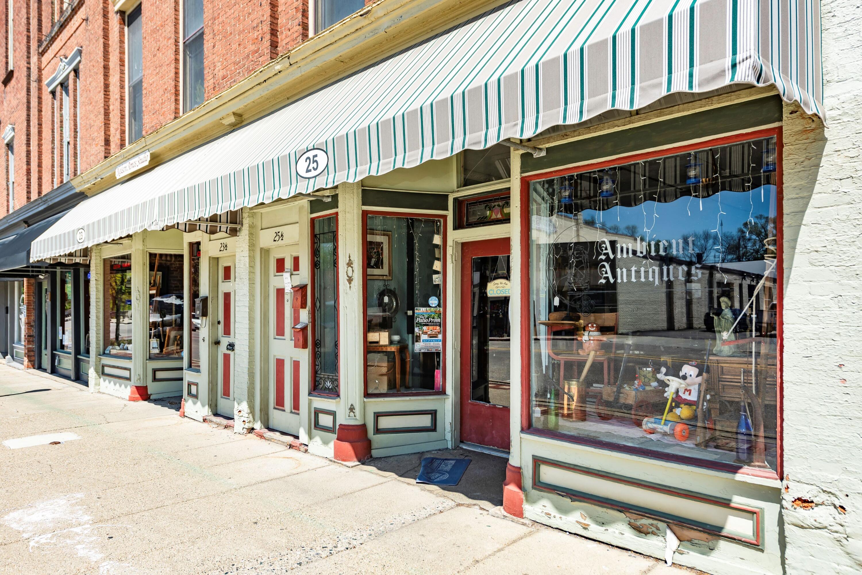 23/25 E Cross Street