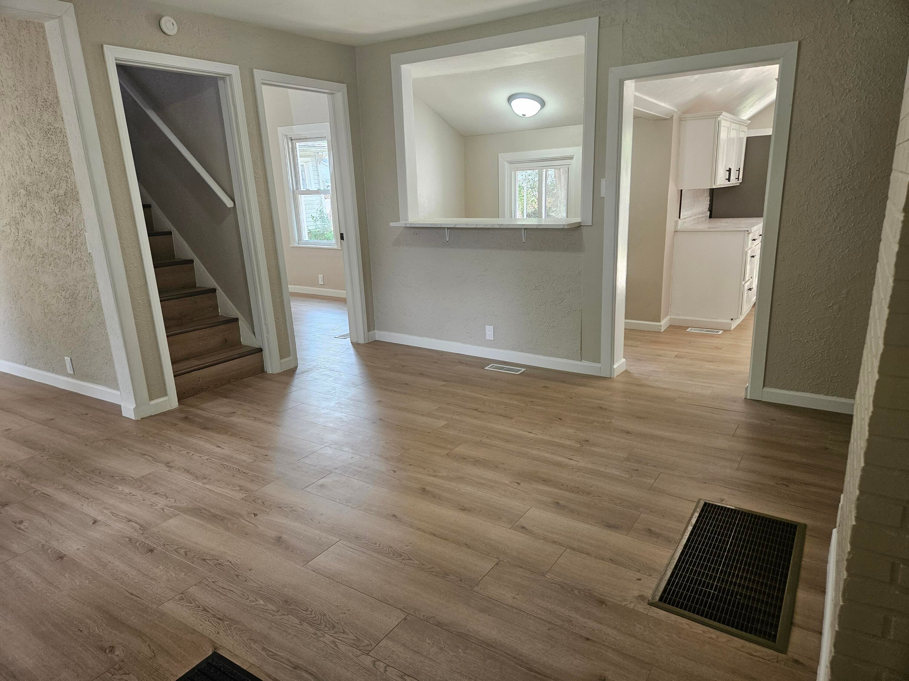 709 N Locust Street
