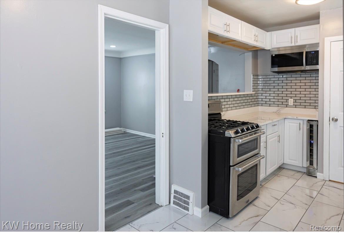 20051 Prairie Street