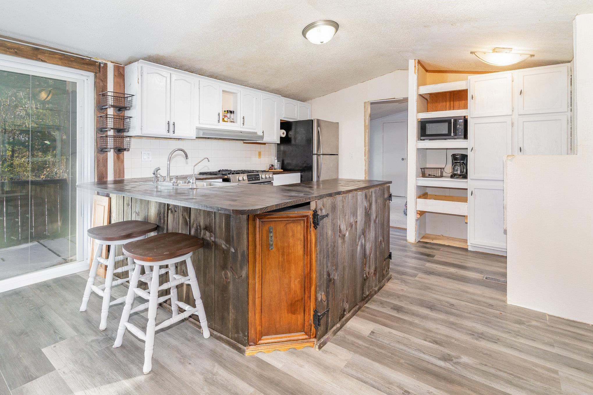 5689 E Baseline Road