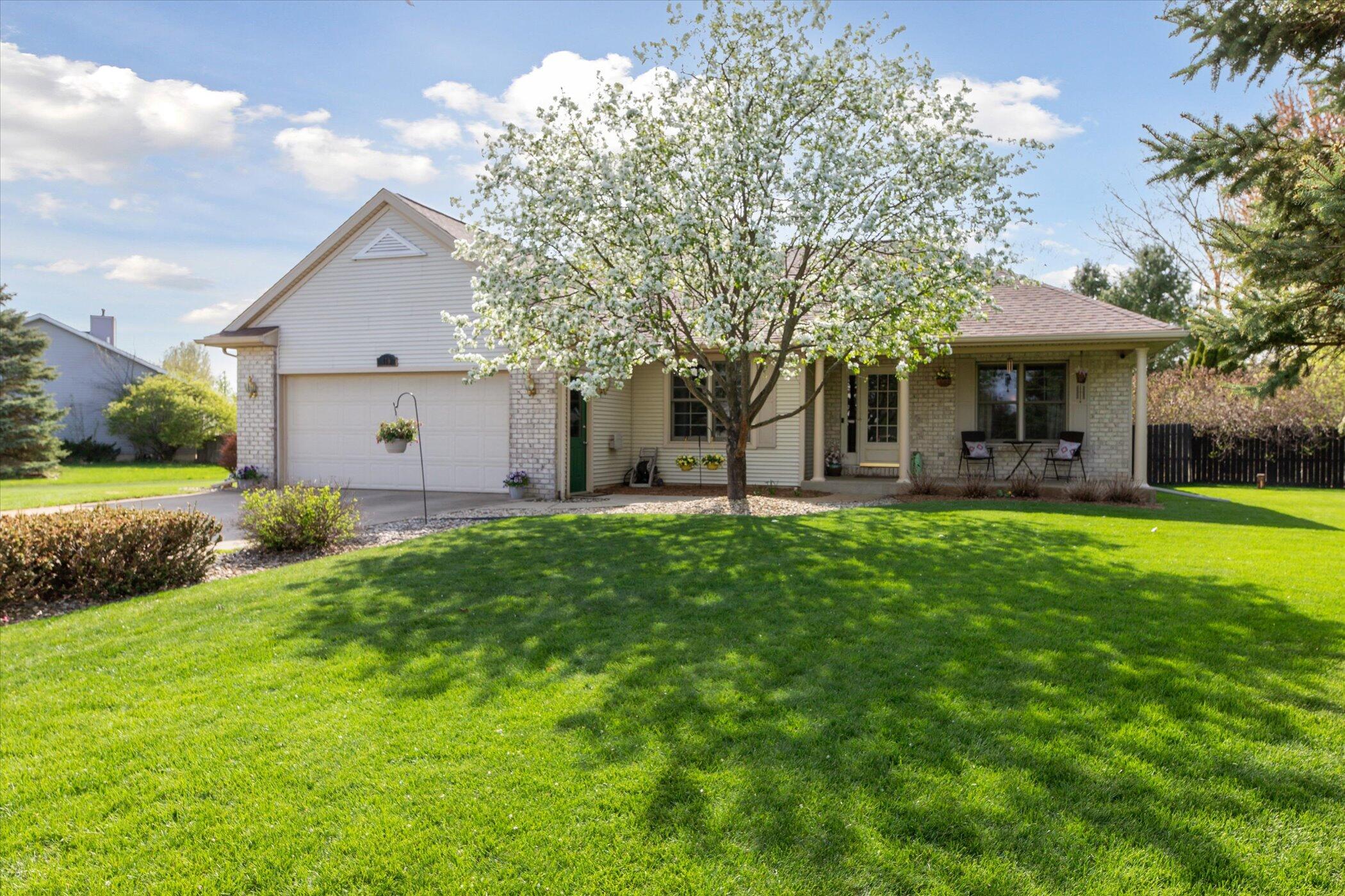 170 Gull Pointe Drive