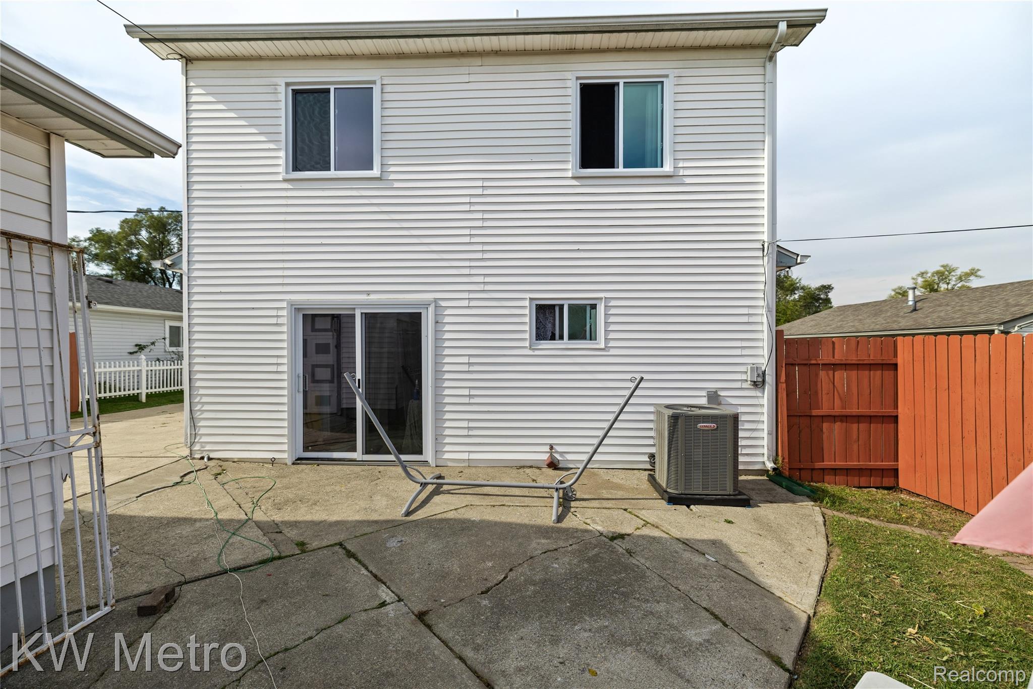 808 Kettering Avenue