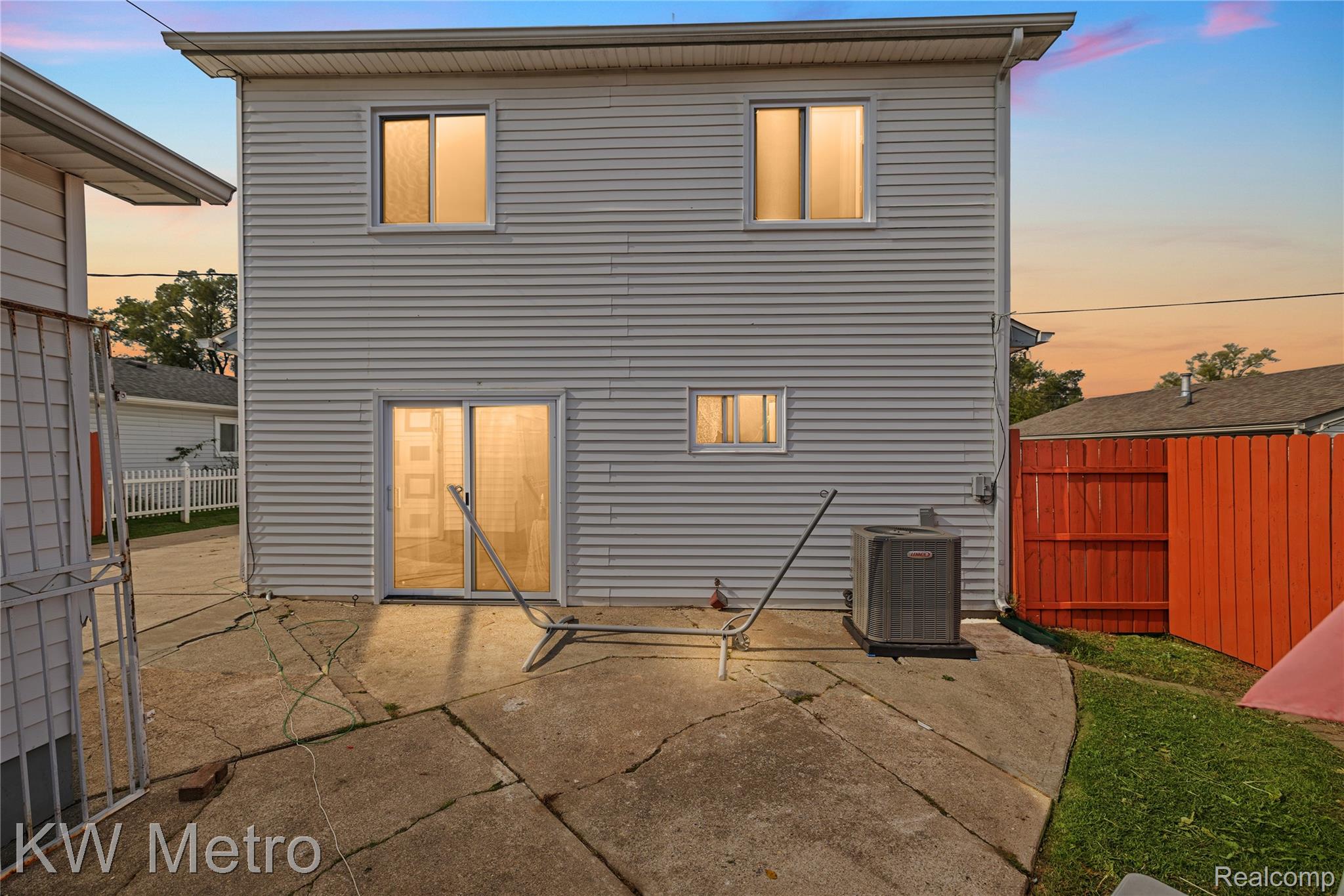 808 Kettering Avenue