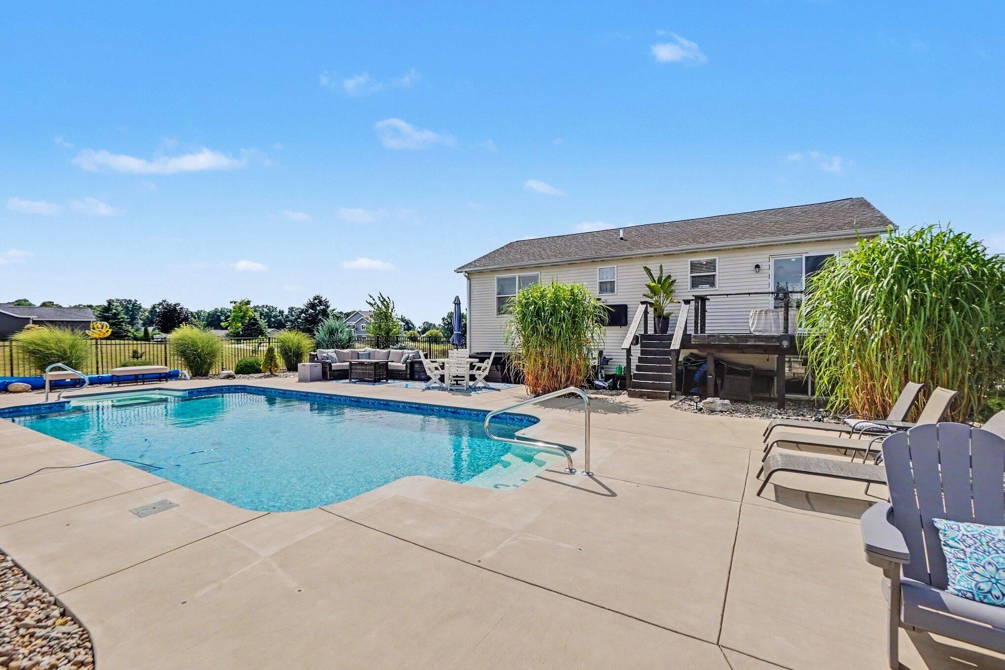 5192 Lilac Lane