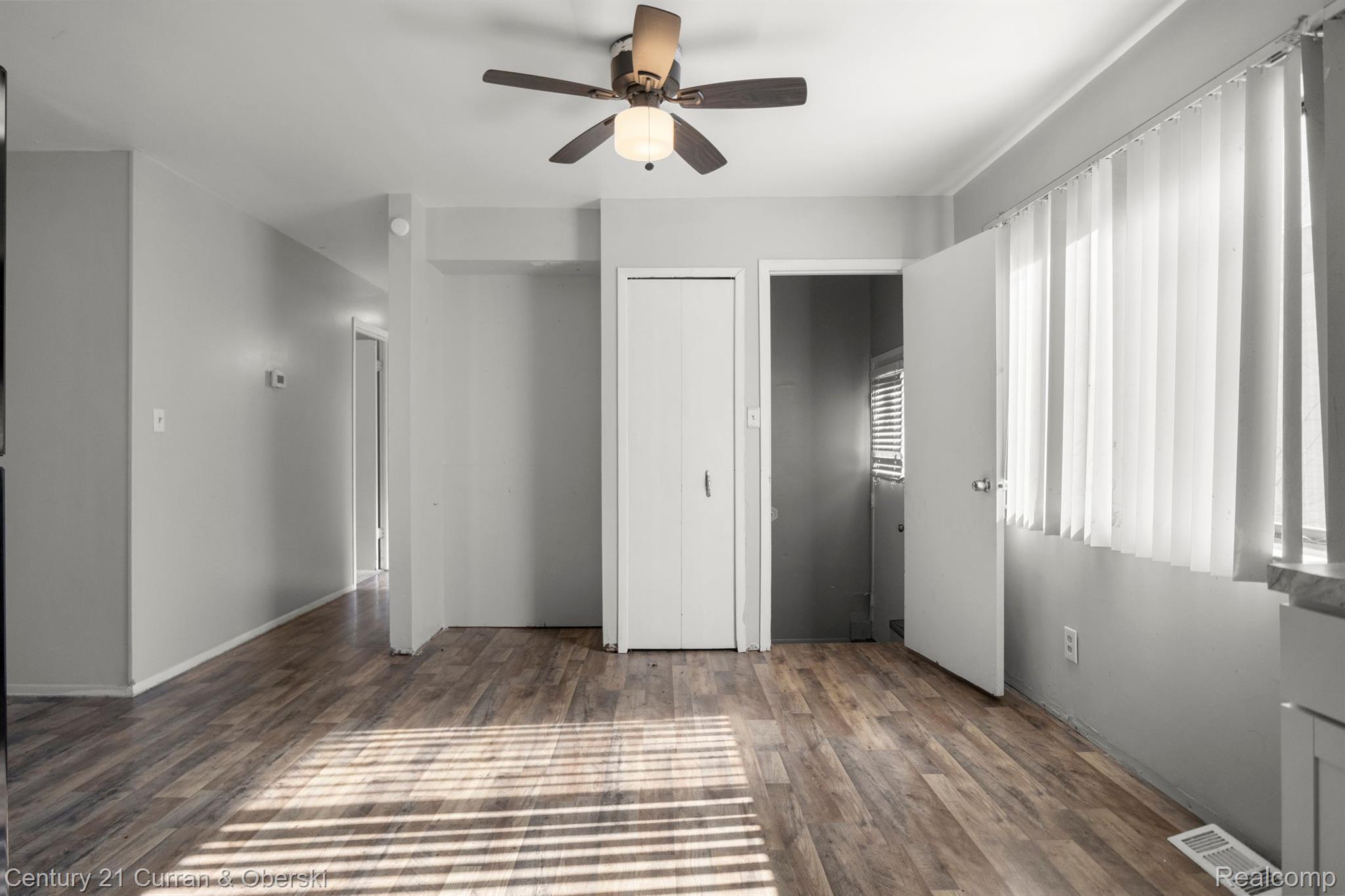 18949 KENOSHA Street