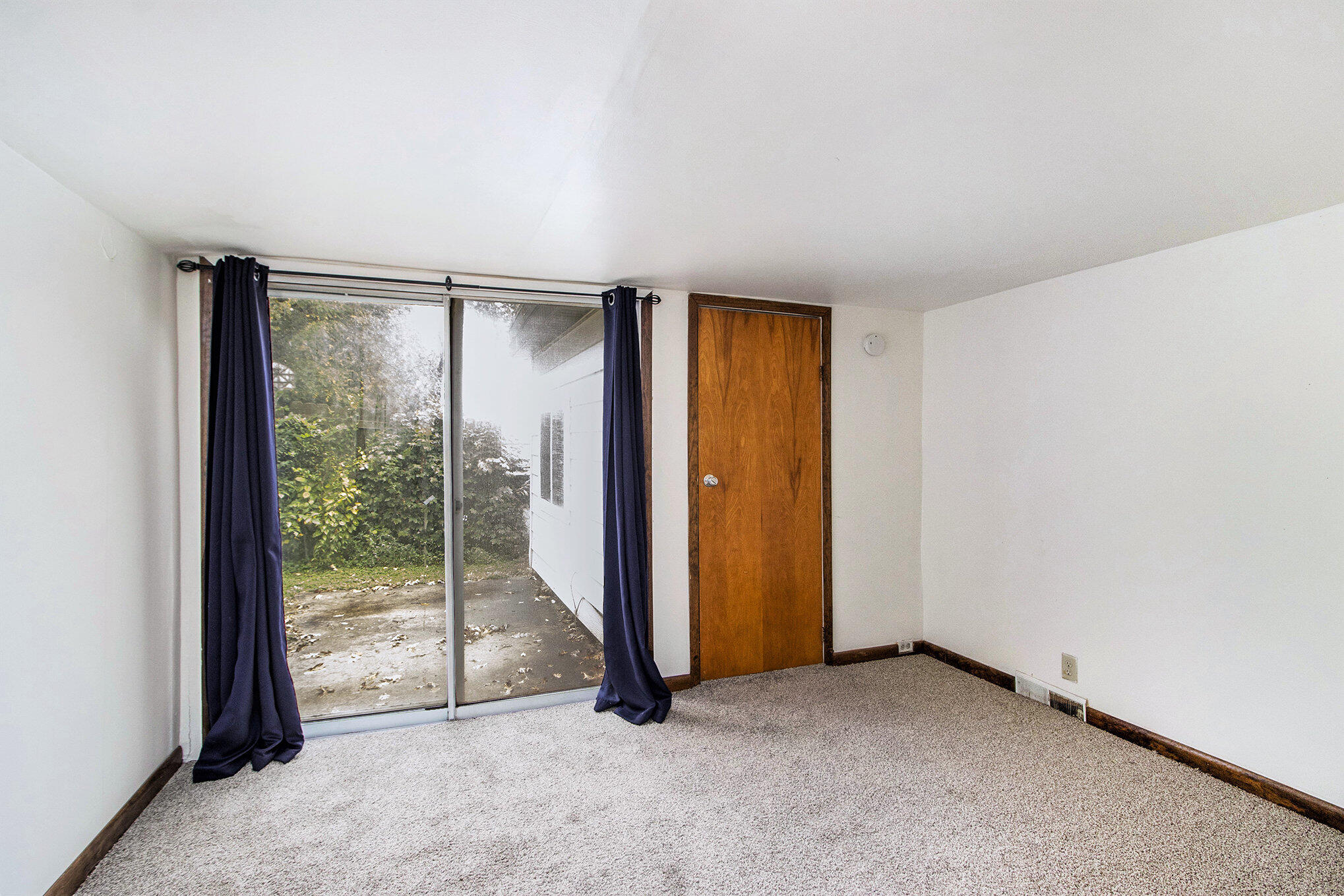 Kalamazoo Charter Township, Michigan 49048, United States, 2 Bedrooms Bedrooms, ,1 BathroomBathrooms,Residential,Active,224273