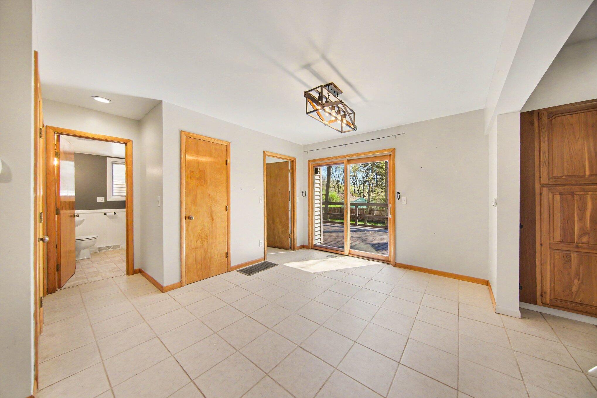 1235 Winifred Street