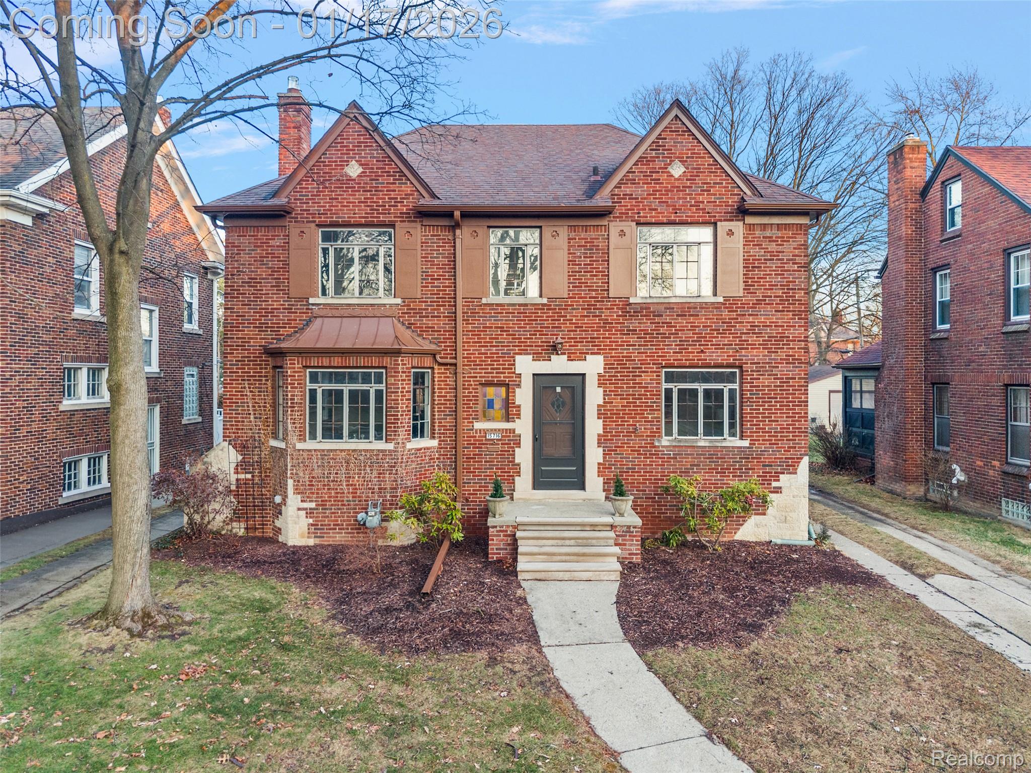 15716 Rosemont Avenue