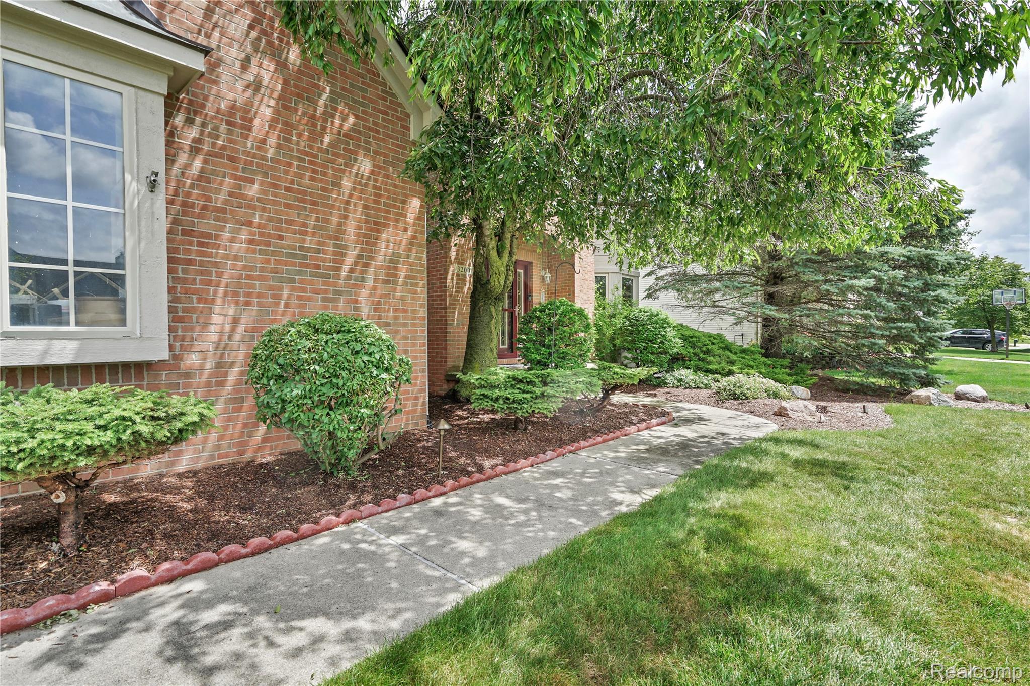 3200 Appleridge Drive