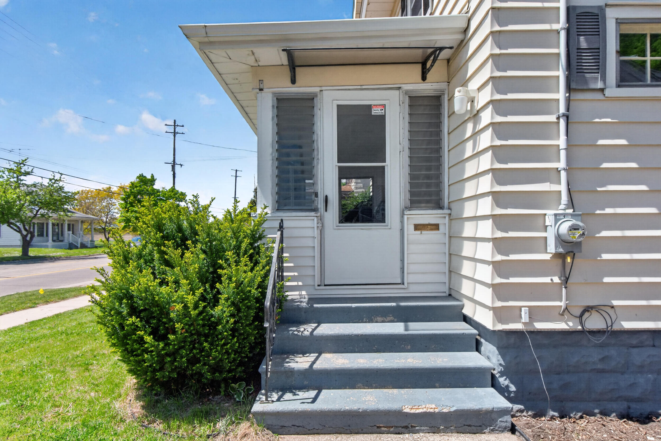 1002 W Ganson Street