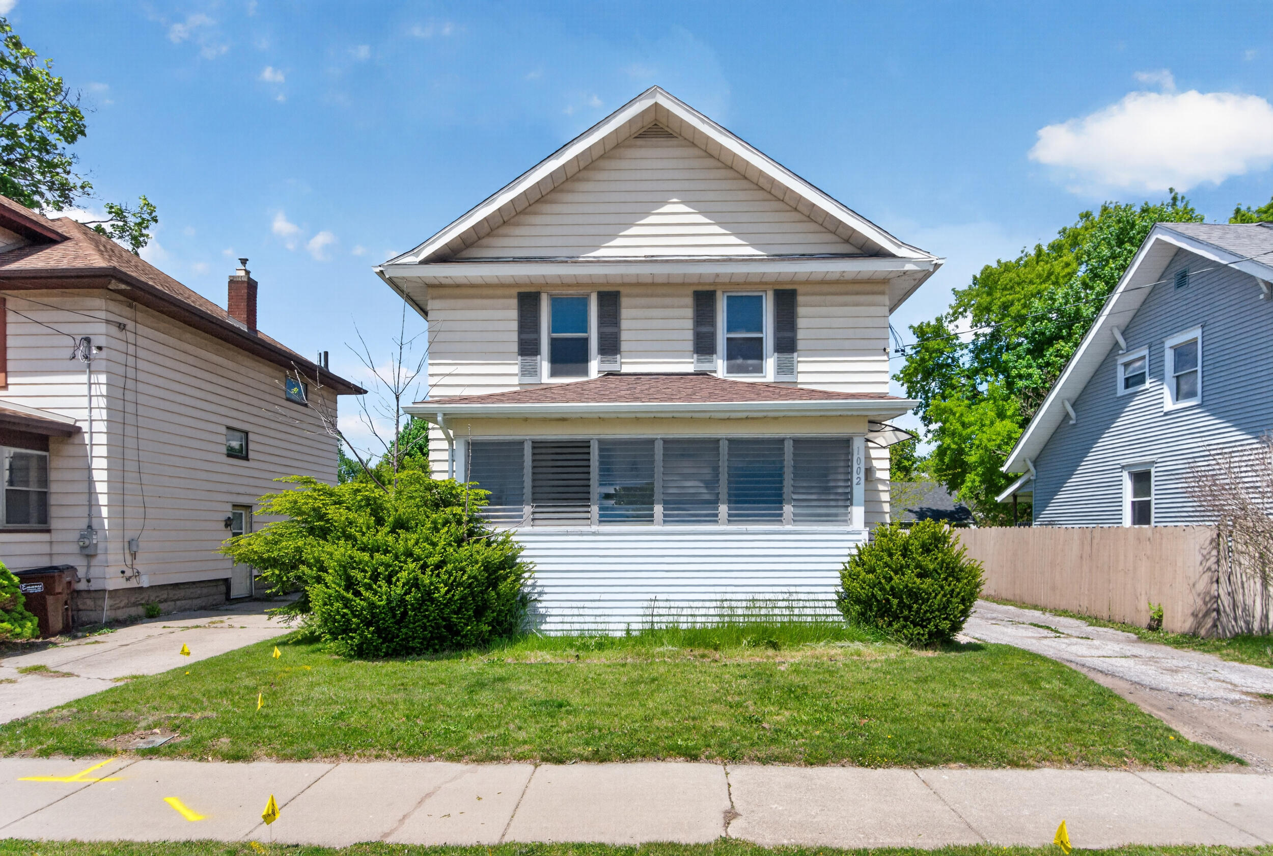 1002 W Ganson Street
