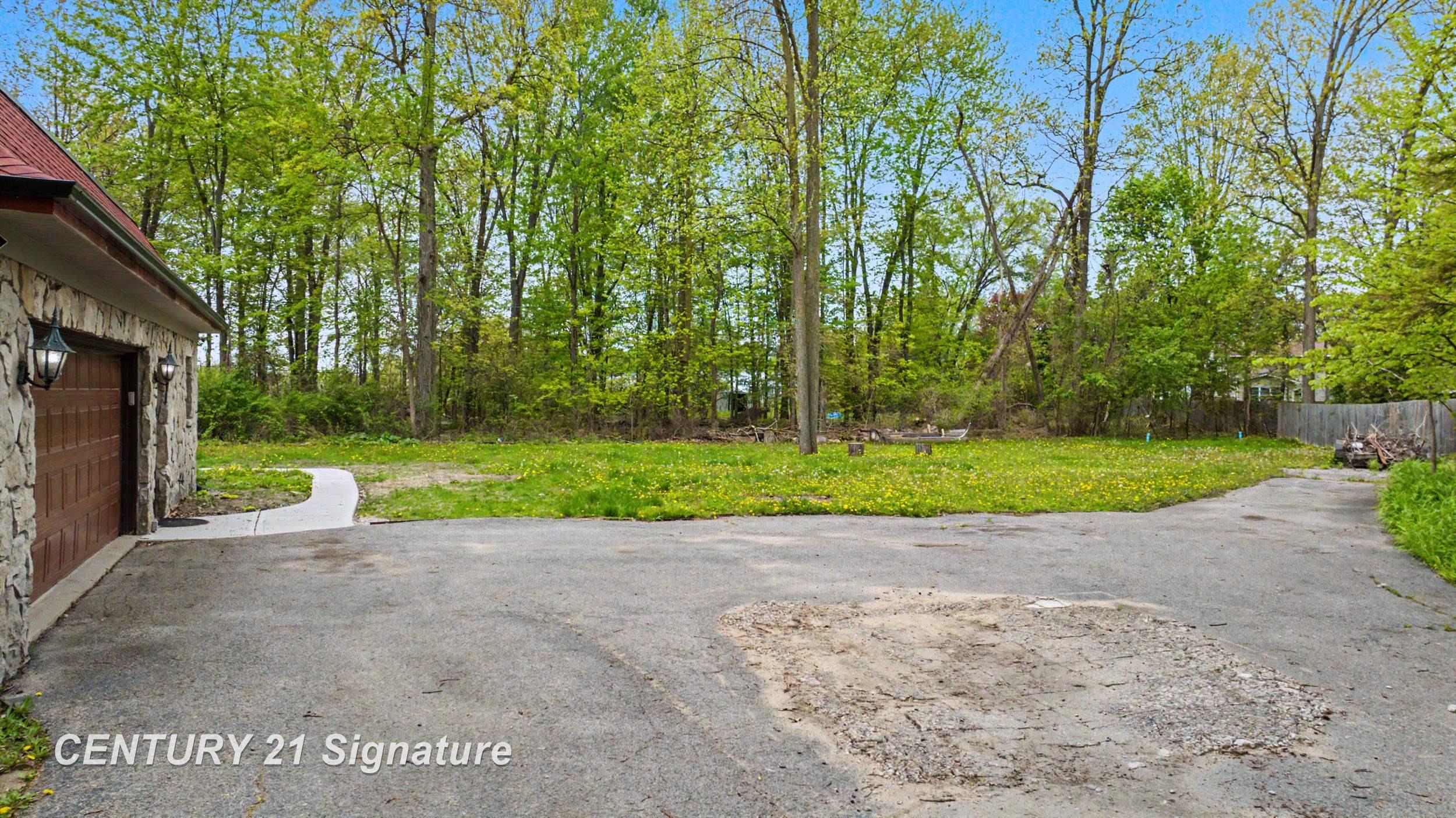 3463 Highland Drive