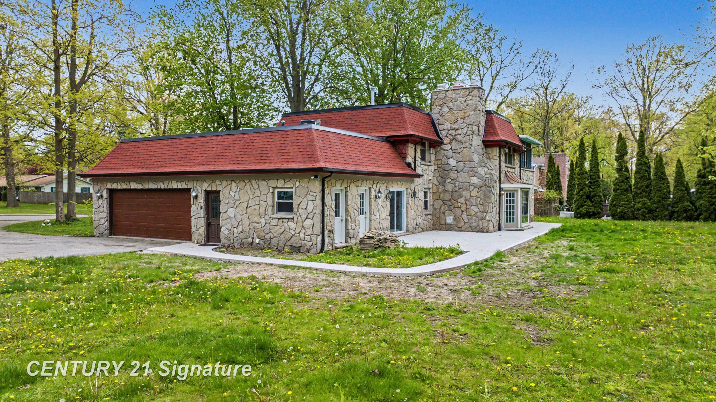 3463 Highland Drive