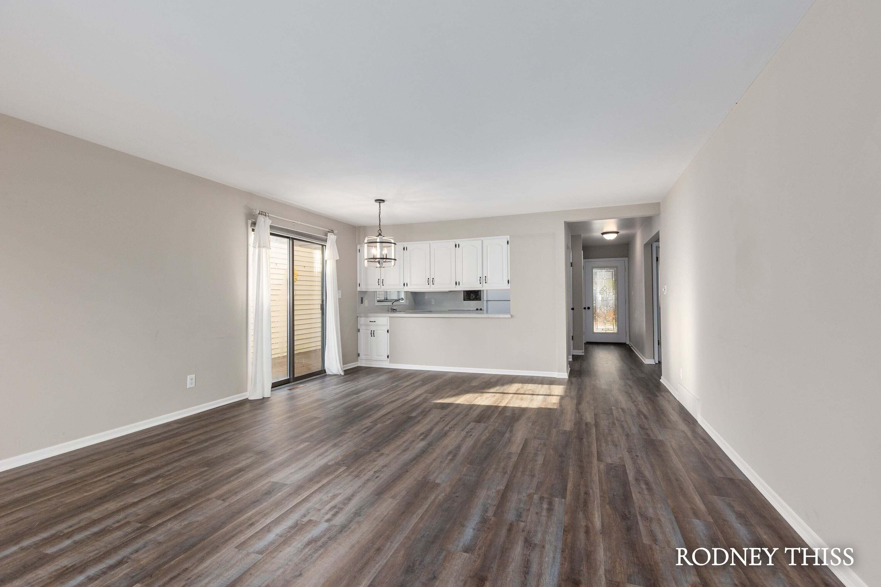 4838 Meadowview Court