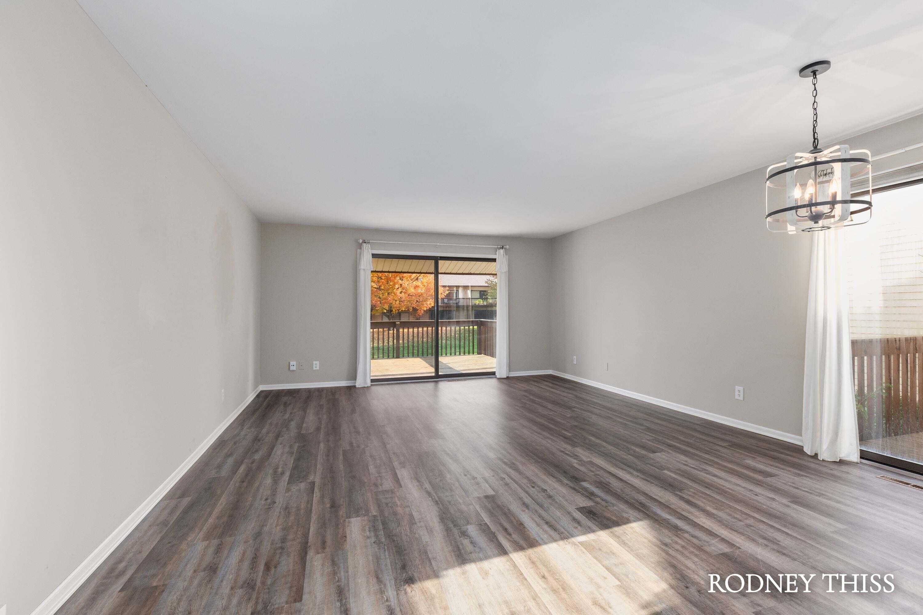4838 Meadowview Court