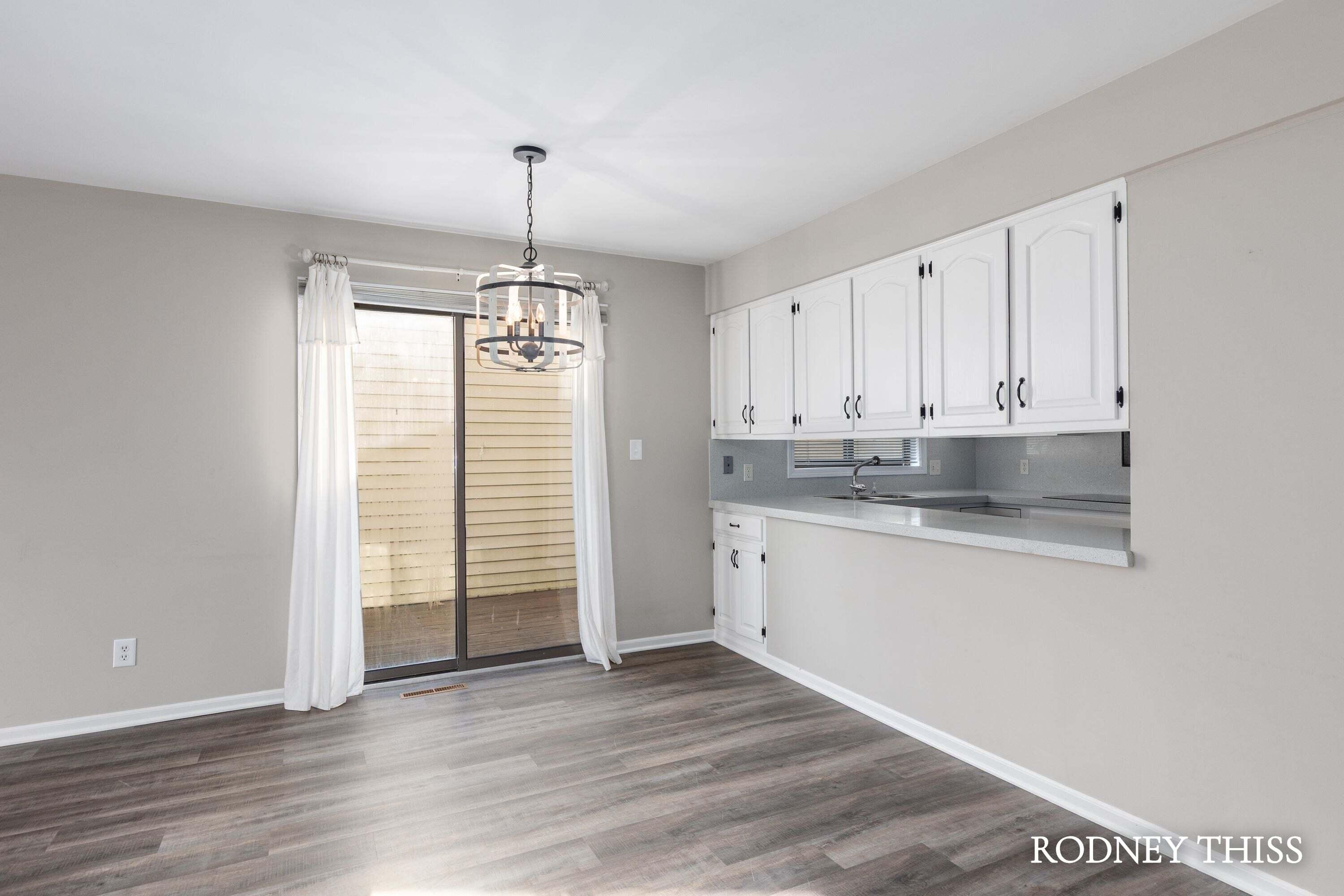 4838 Meadowview Court
