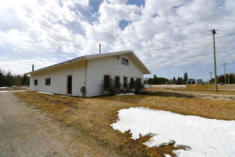 14280 Stover Road Charlevoix Township MI 49720