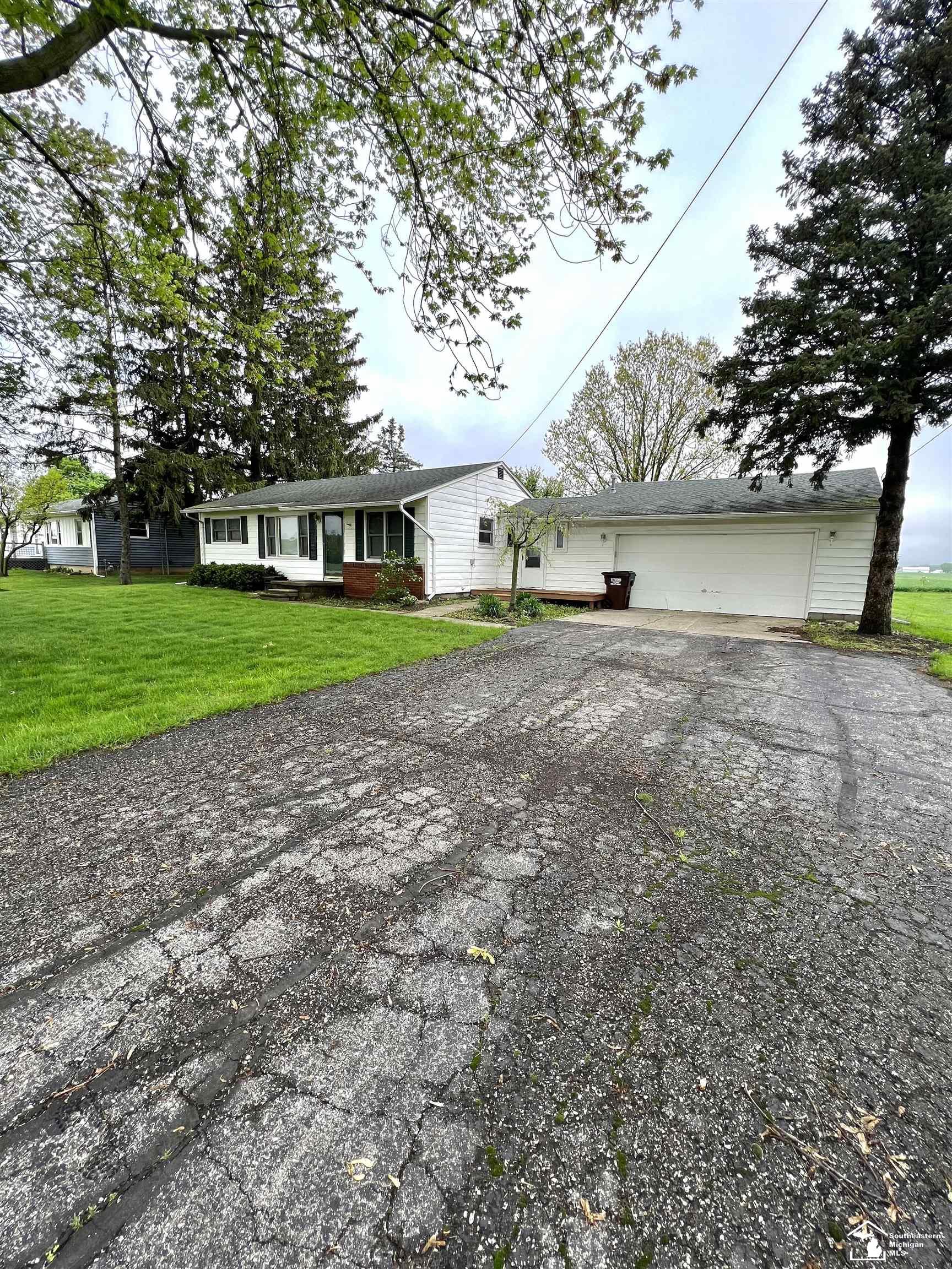 276 E Rauch Road