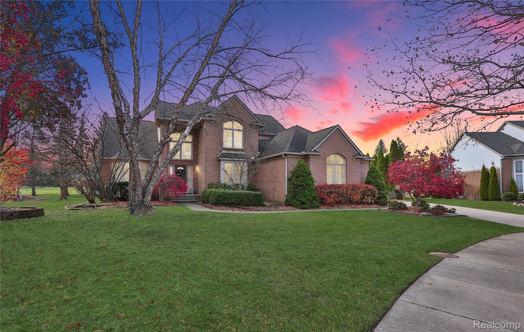 22437 Moorgate Street