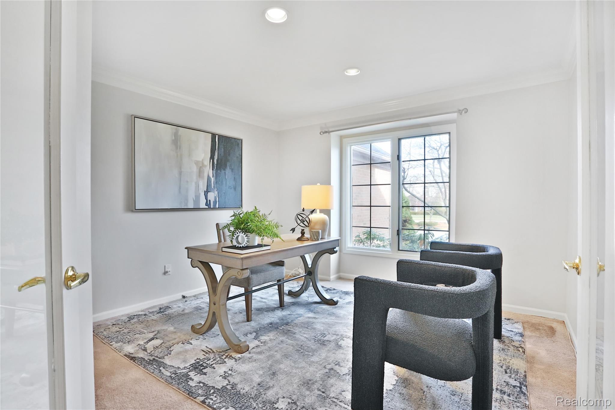 22437 Moorgate Street