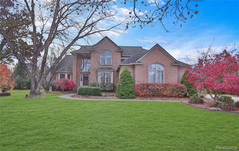 22437 Moorgate Street Novi City MI 48374