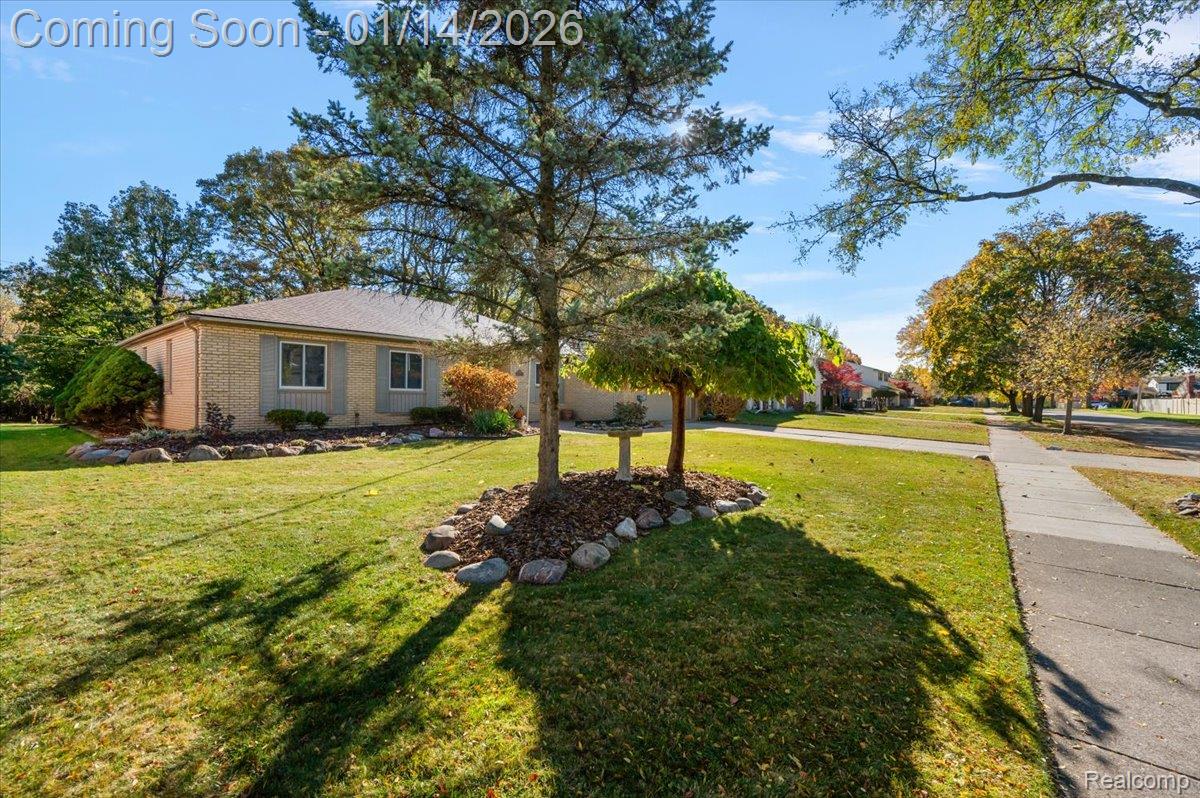 18406 Golfview Street