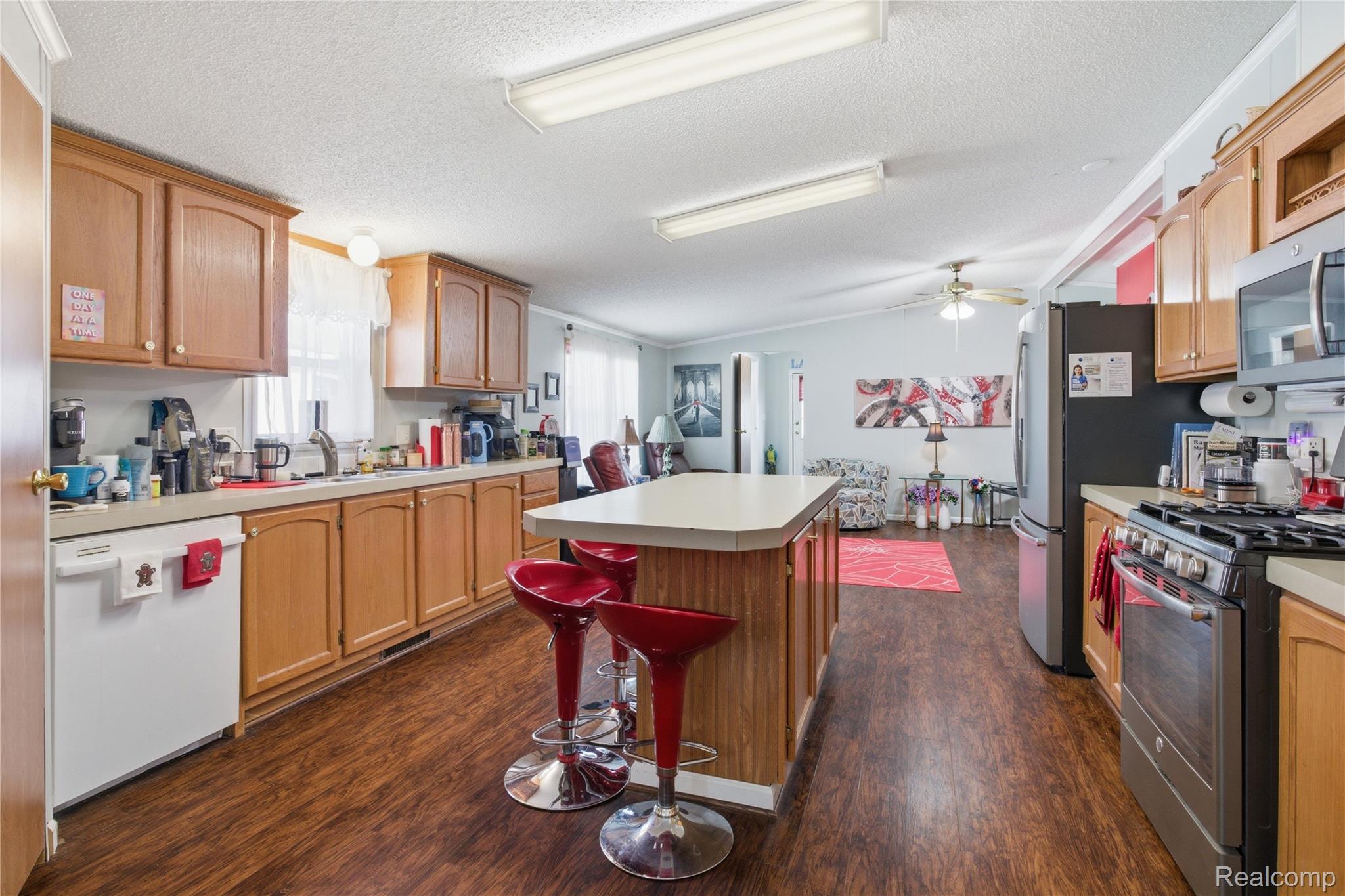 9857 Rembrandt Way