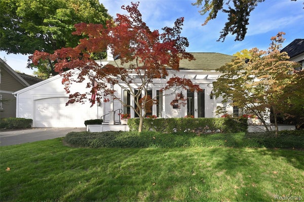 209 CHESTERFIELD AVE, BIRMINGHAM, MI 48009 - Image fa4907da5fee8bfaaf6cc973df8b27bf/3002569664