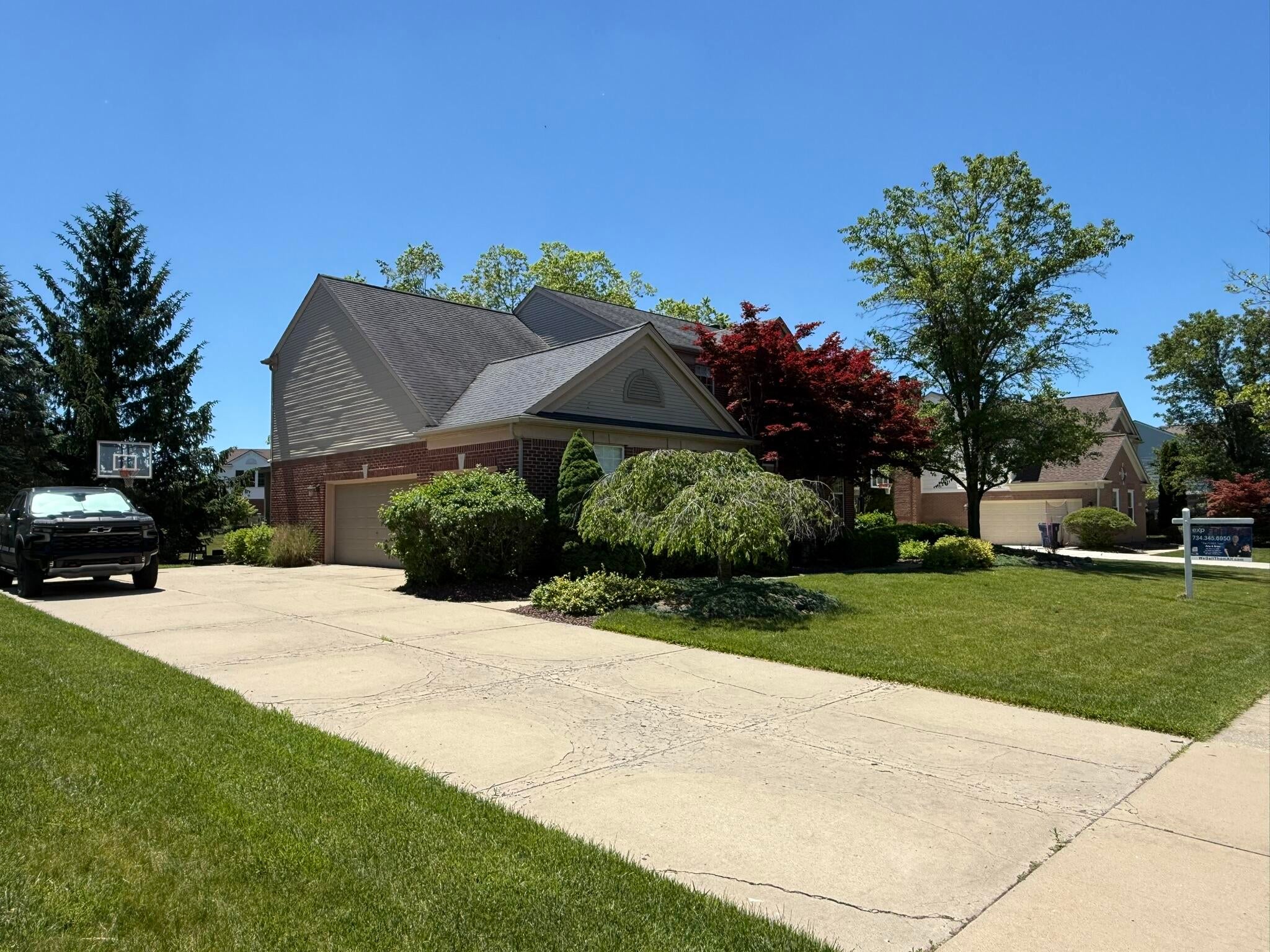 48871 Manhattan Circle