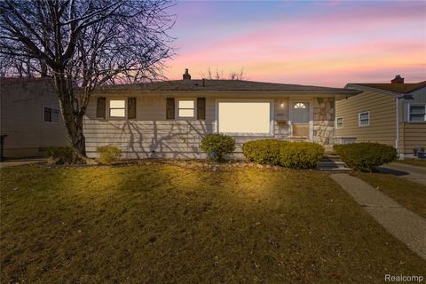 26071 Compson Street Roseville City MI 48066