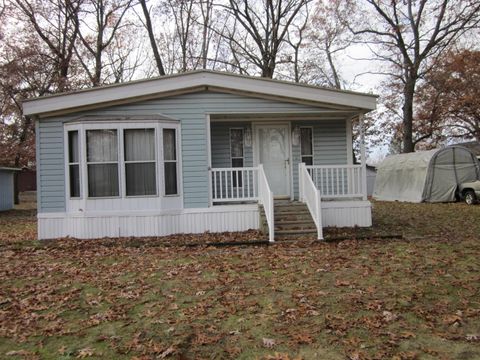 52484 N Point Drive Antwerp Township MI 49071