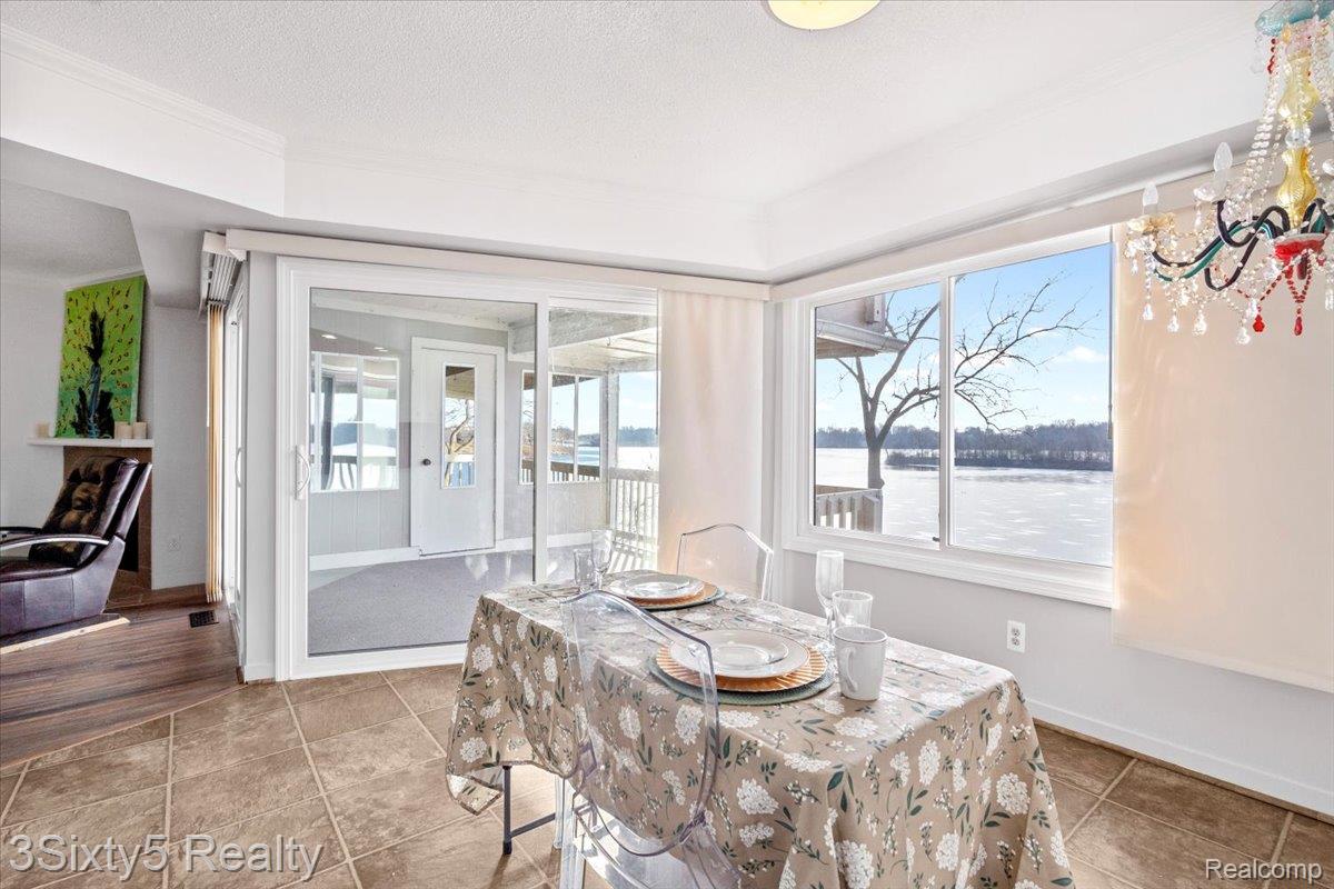 1731 Cliffs Landing 202