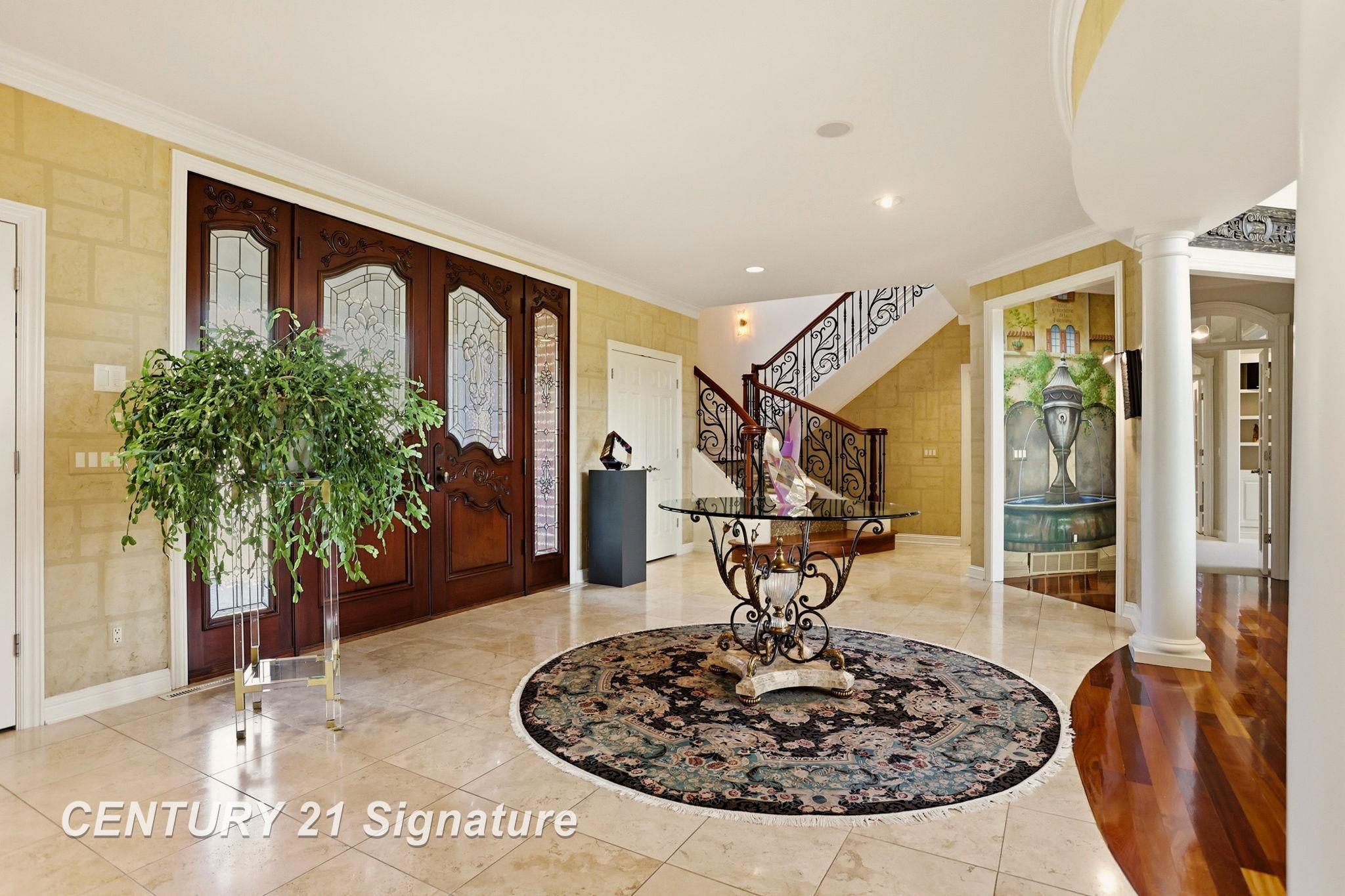 8 Appleshire Court