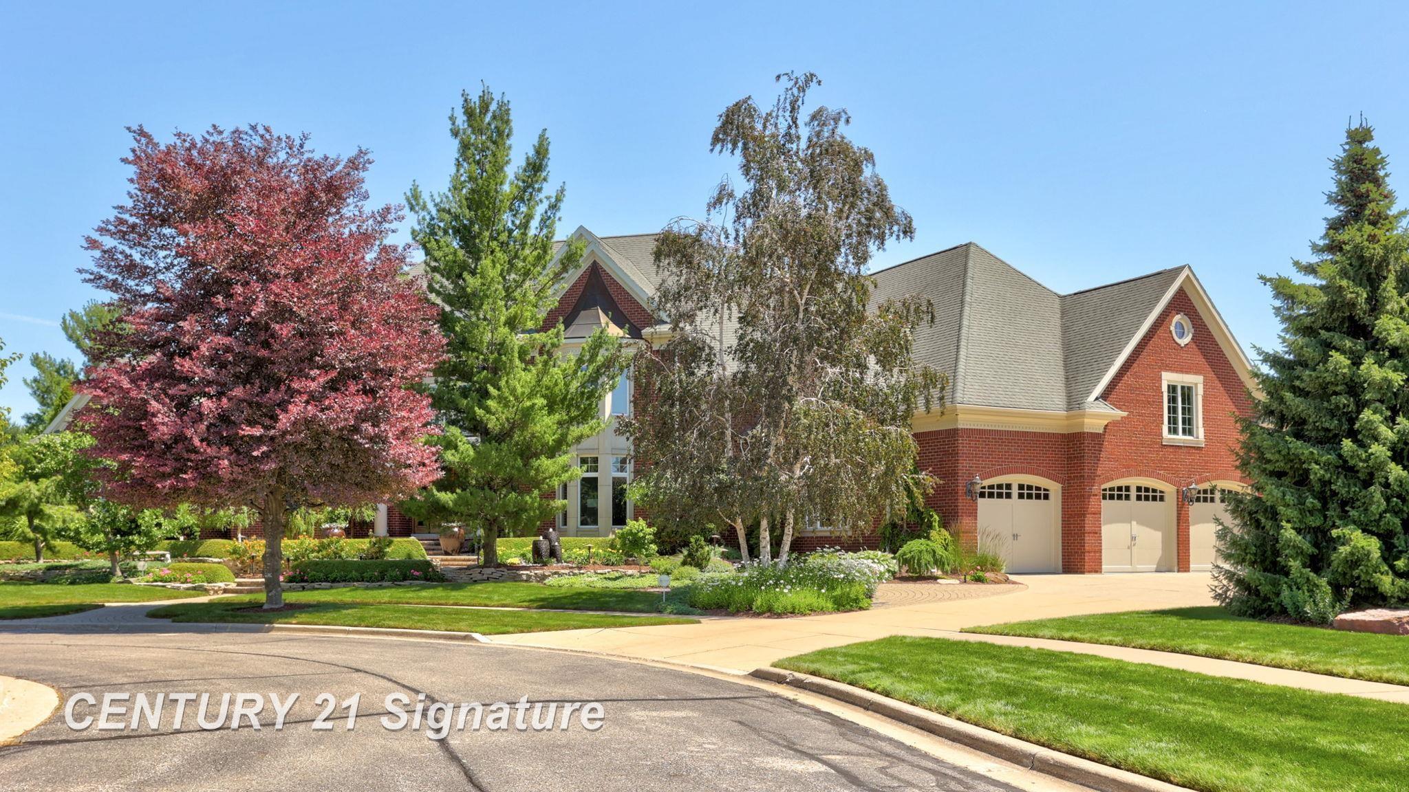 8 Appleshire Court