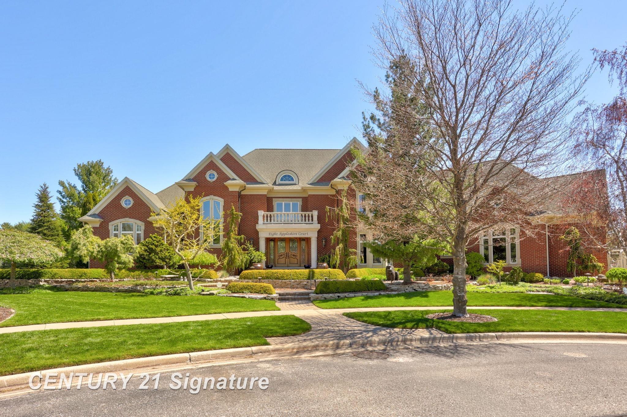 8 Appleshire Court