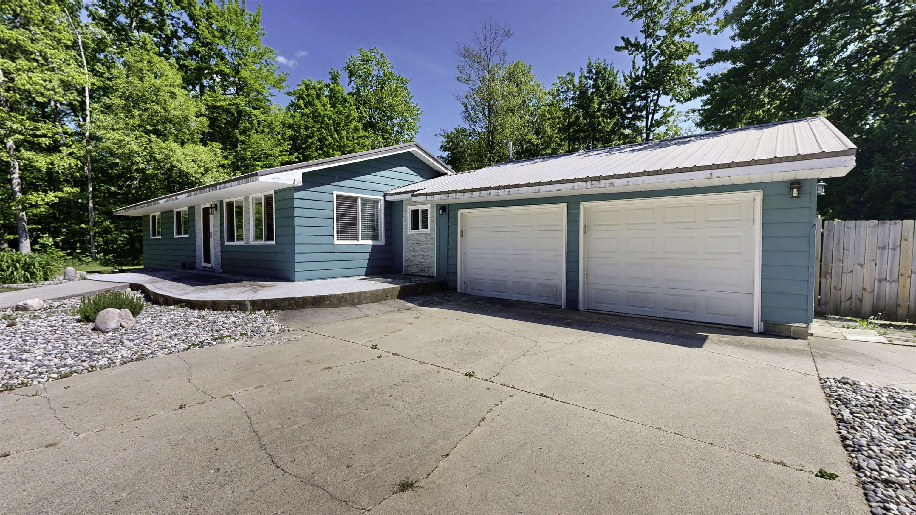 3042 Bischoff Road