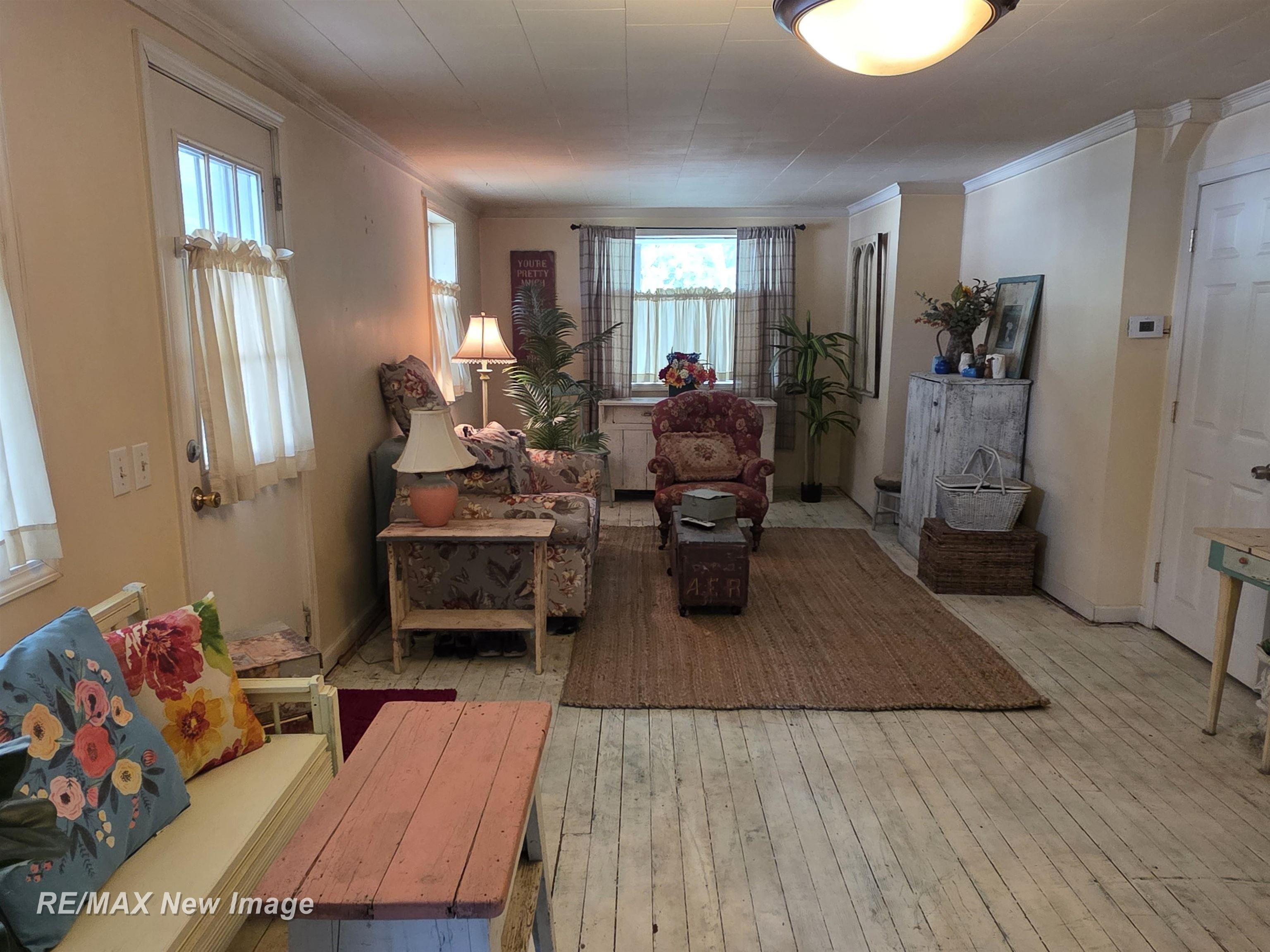218 Lincoln Street