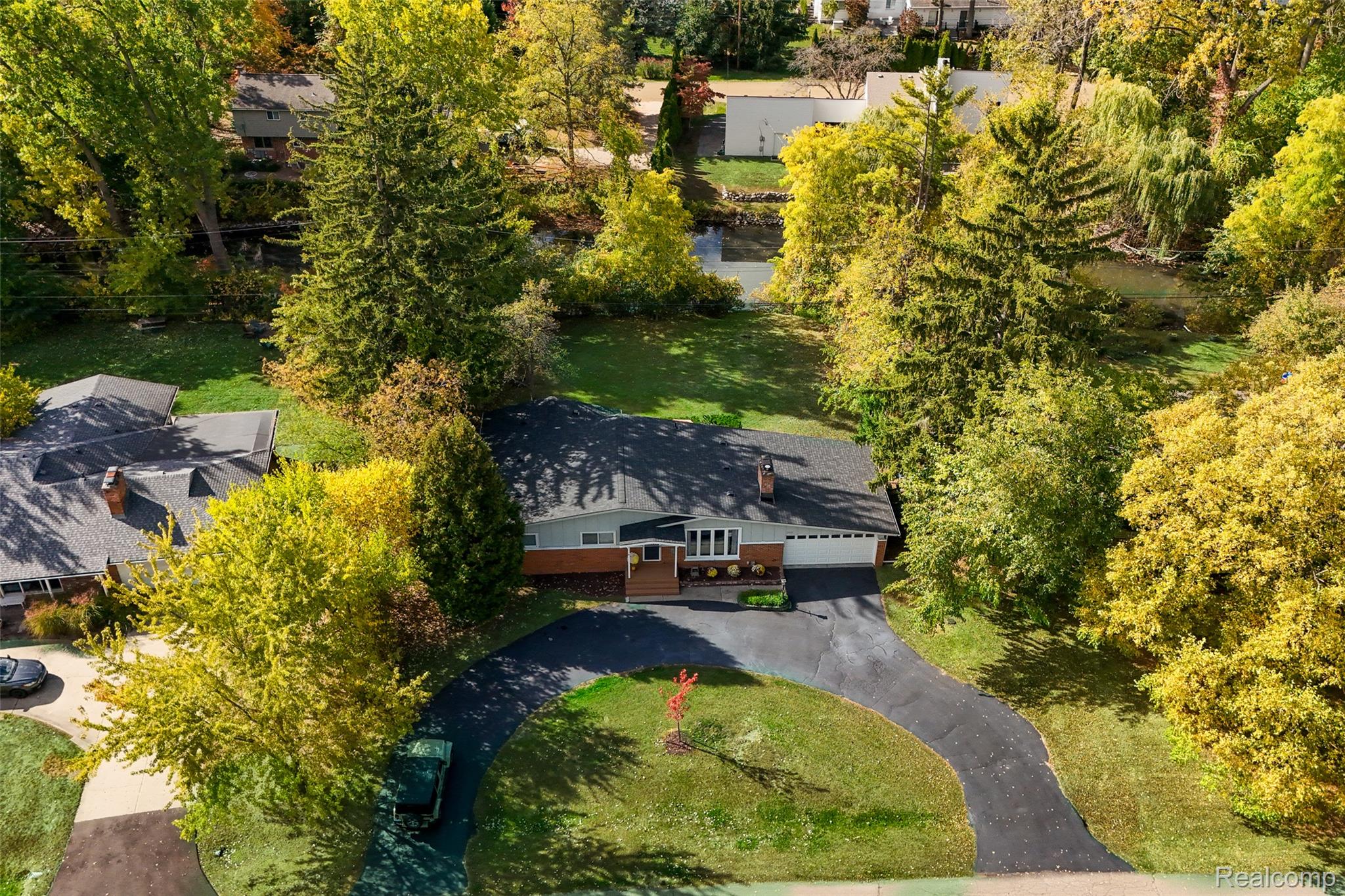 2622 Pine Ridge Road