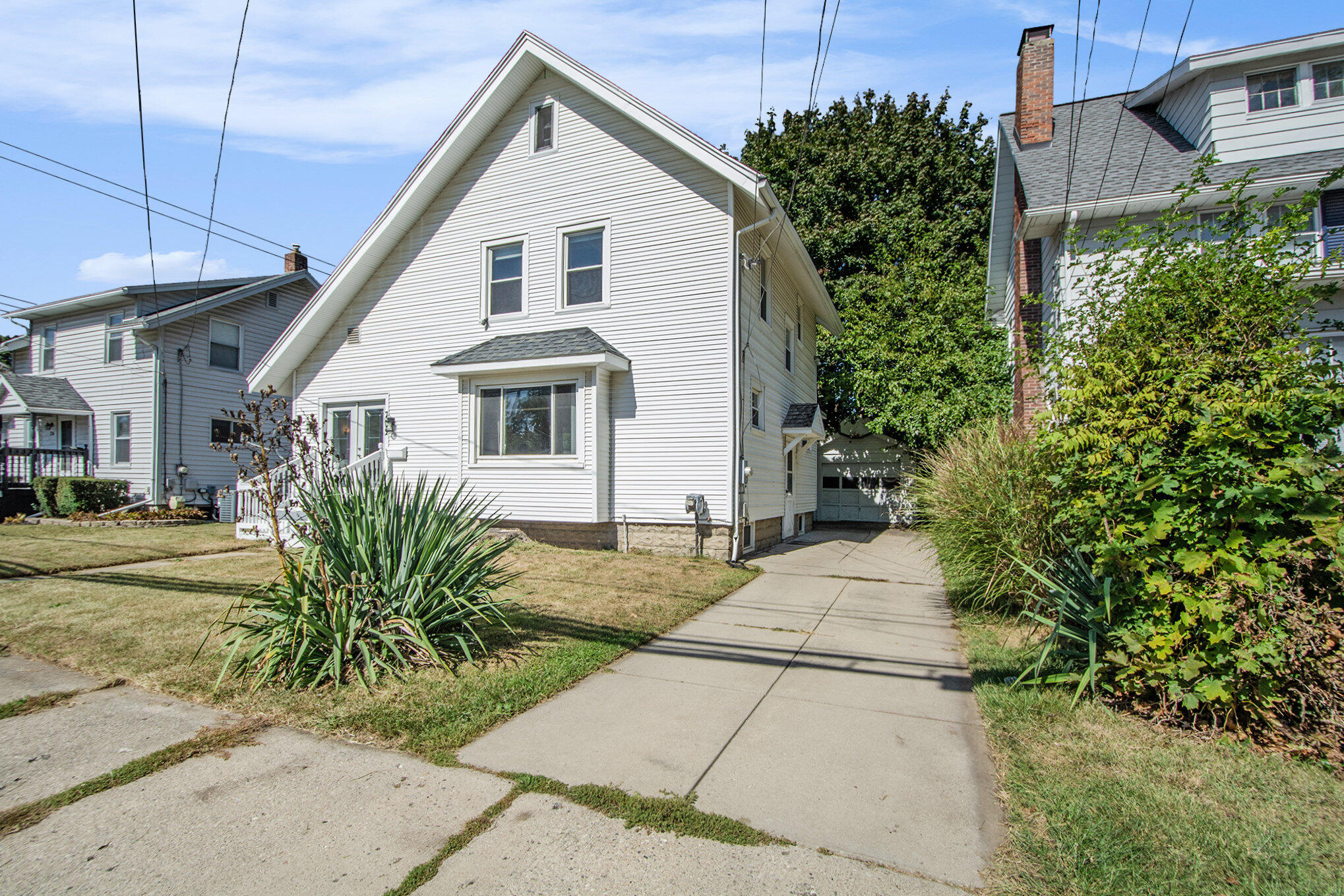 732 W Morrell Street