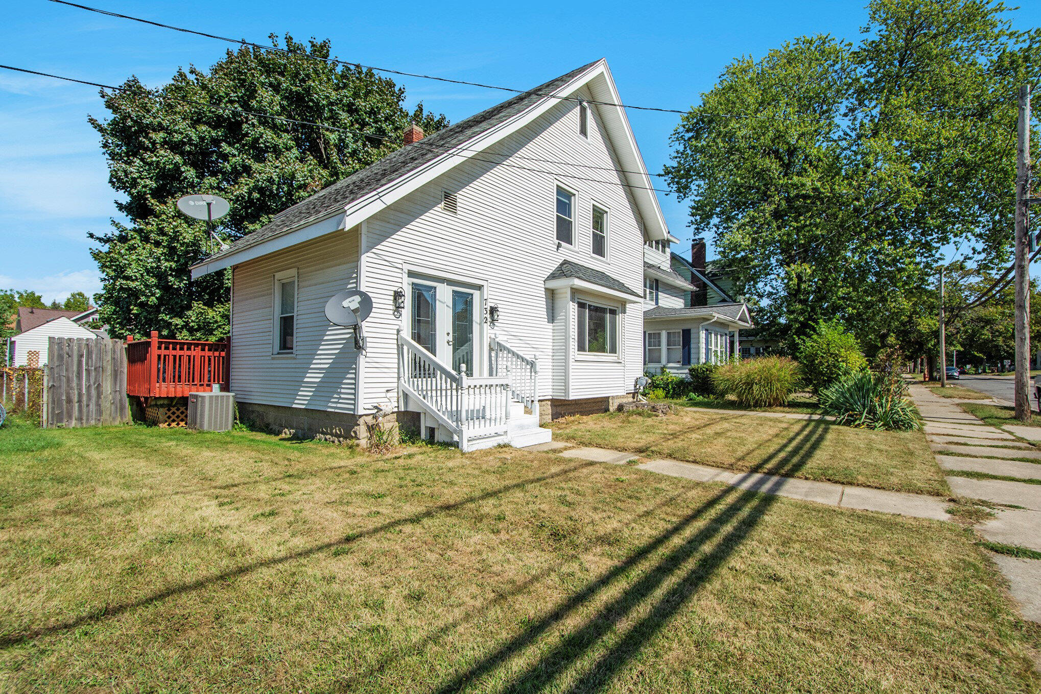 732 W Morrell Street